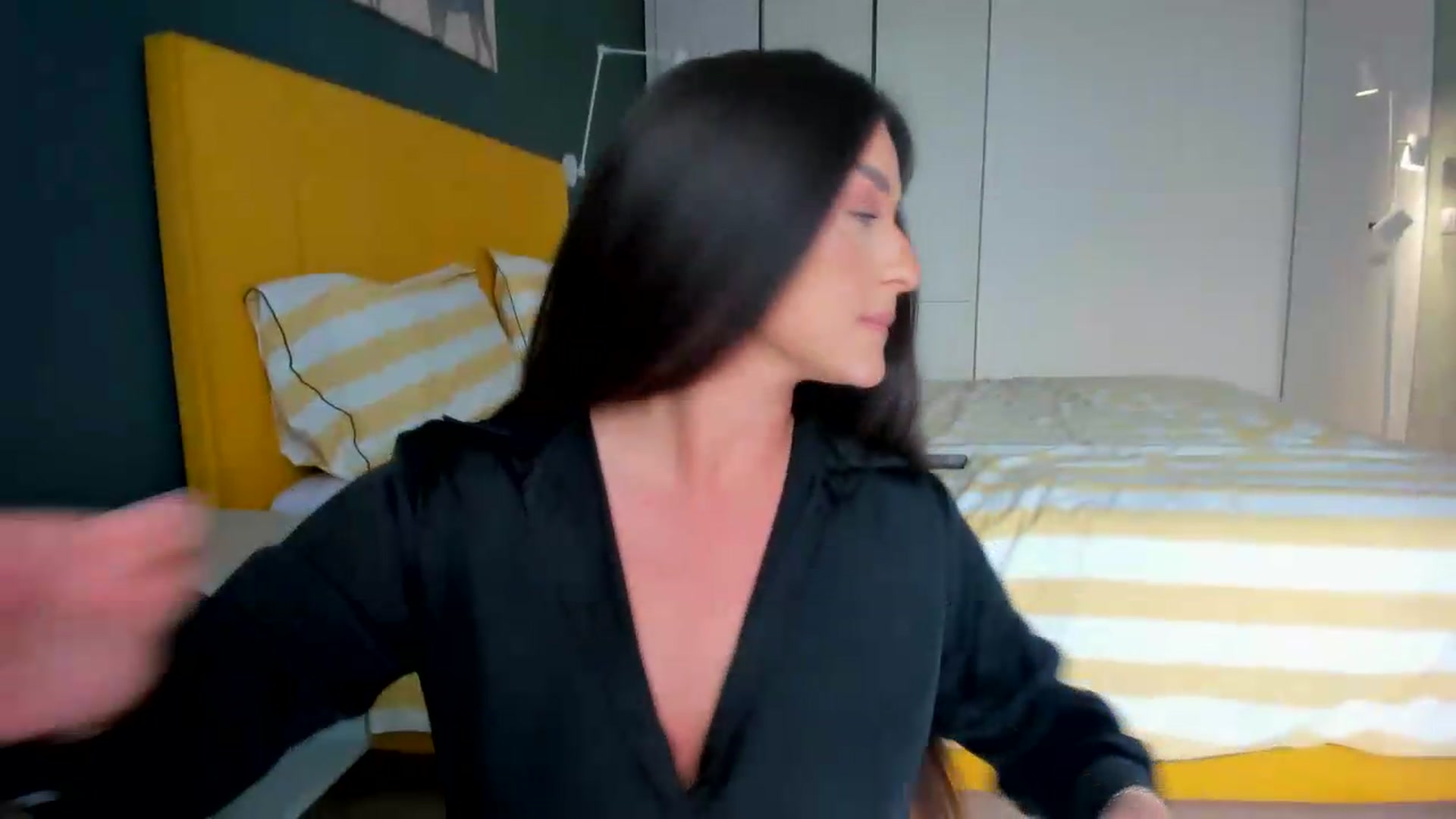 Gallery image thumbnail from Eve___'s myfreecams stream on, 05/31/2026, 13:56 image 4 of 20