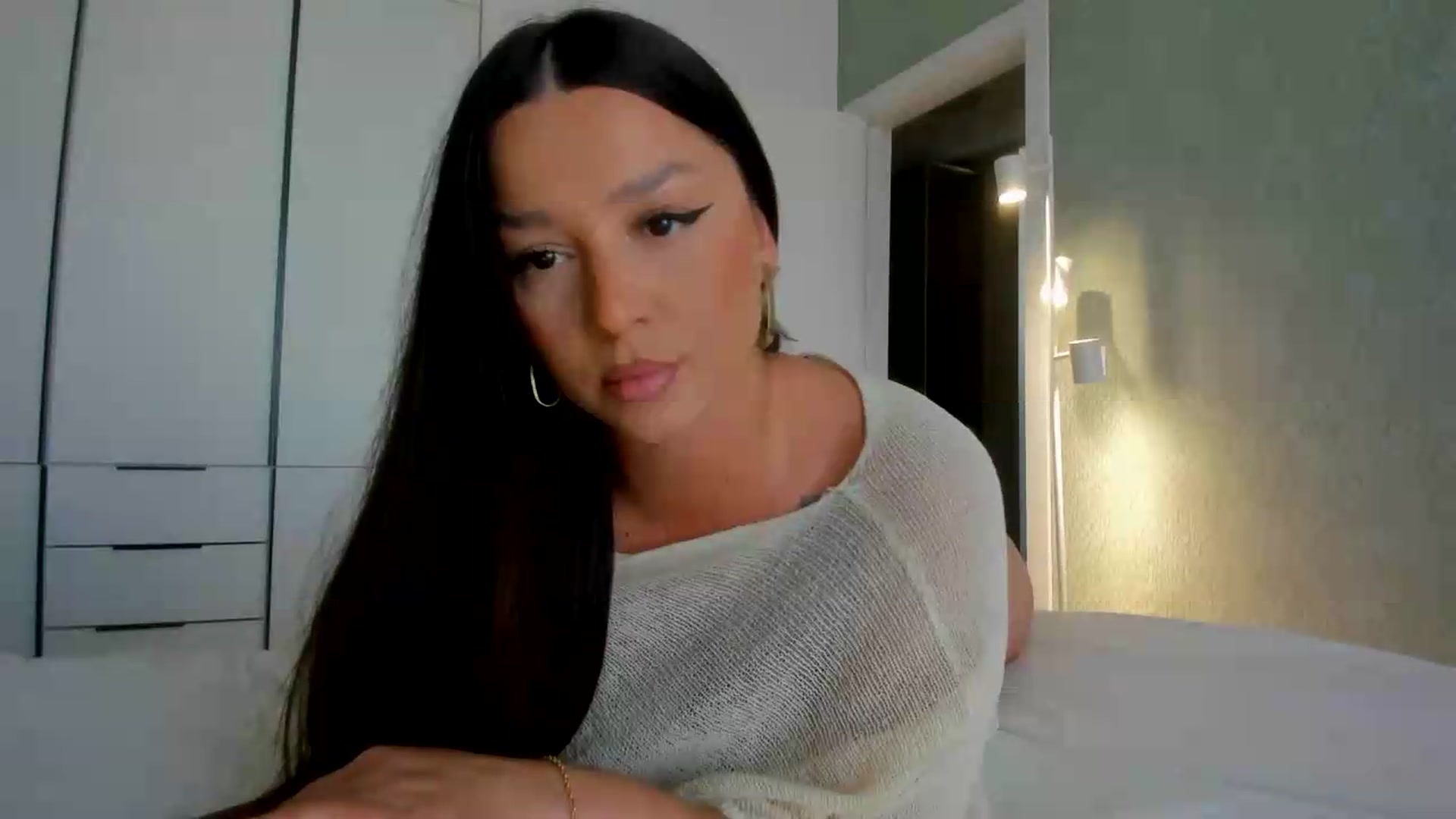 Gallery image thumbnail from Eve___'s myfreecams stream on, 06/19/2026, 14:29 image 2 of 20