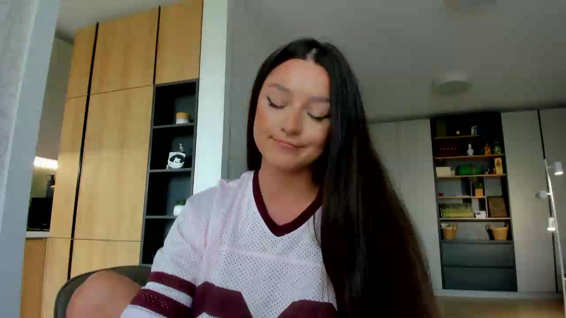 Gallery image thumbnail from Eve___'s myfreecams stream on, 06/23/2026, 14:38 image 6 of 20