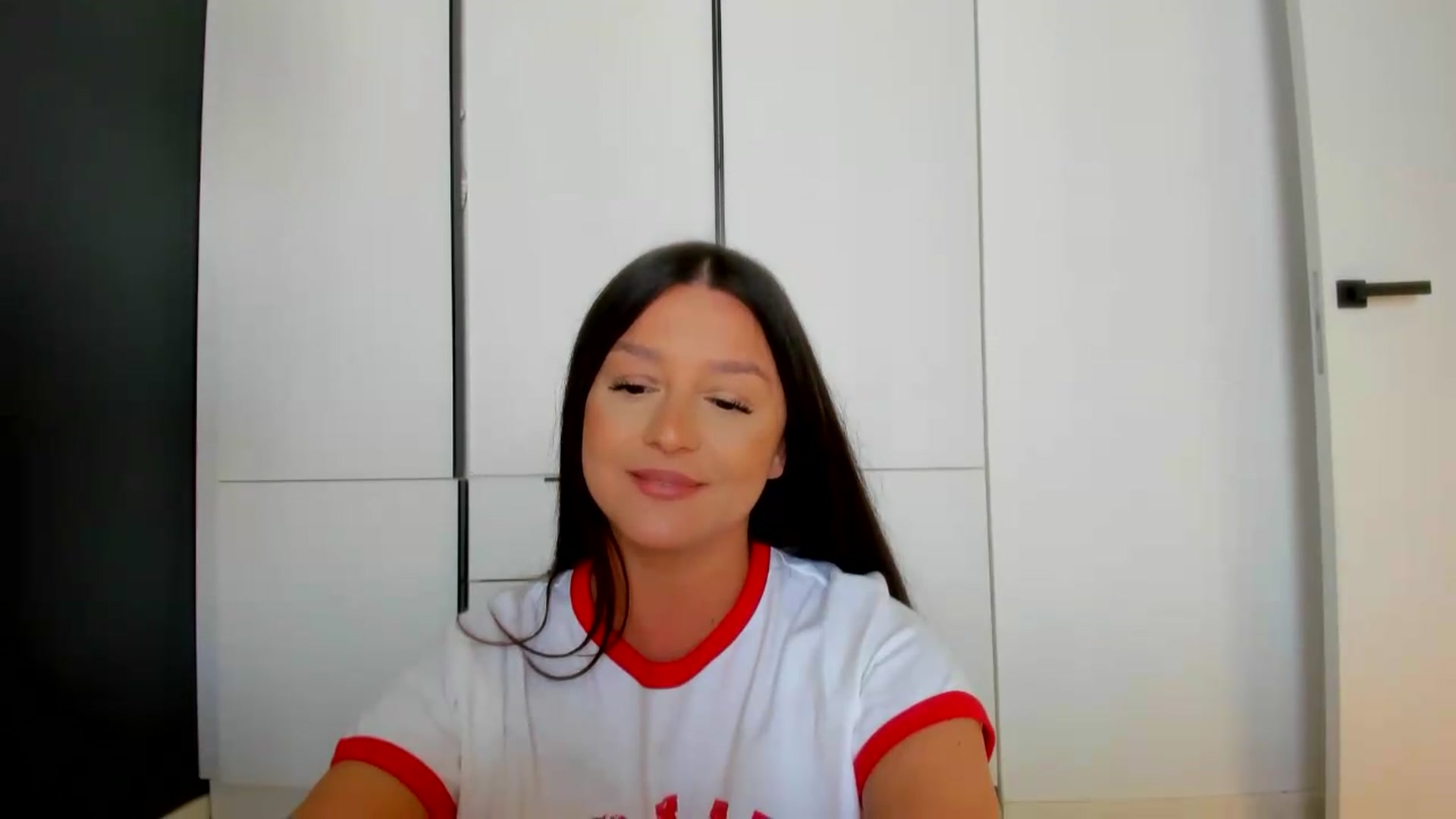 Gallery image thumbnail from Eve___'s myfreecams stream on, 06/26/2026, 13:44 image 14 of 20