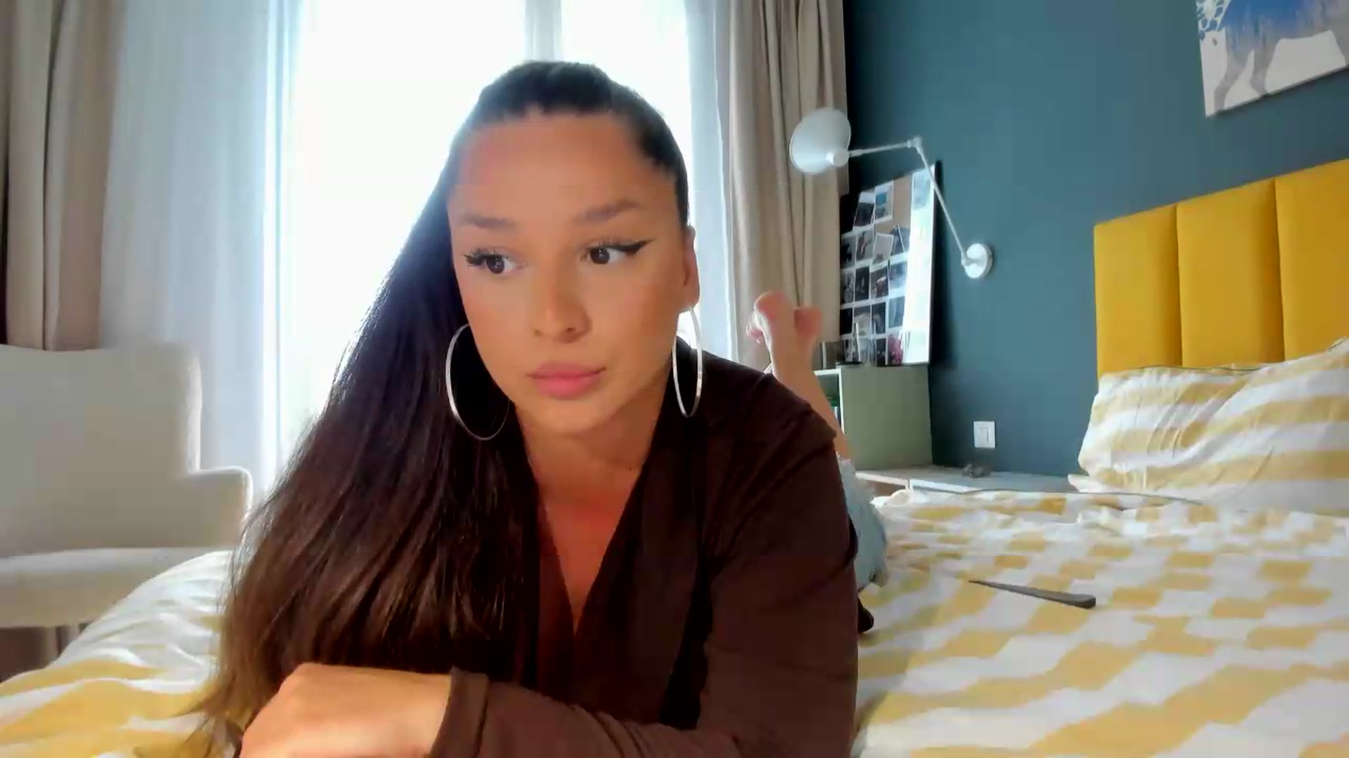 Gallery image thumbnail from Eve___'s myfreecams stream on, 06/29/2026, 15:58 image 18 of 20