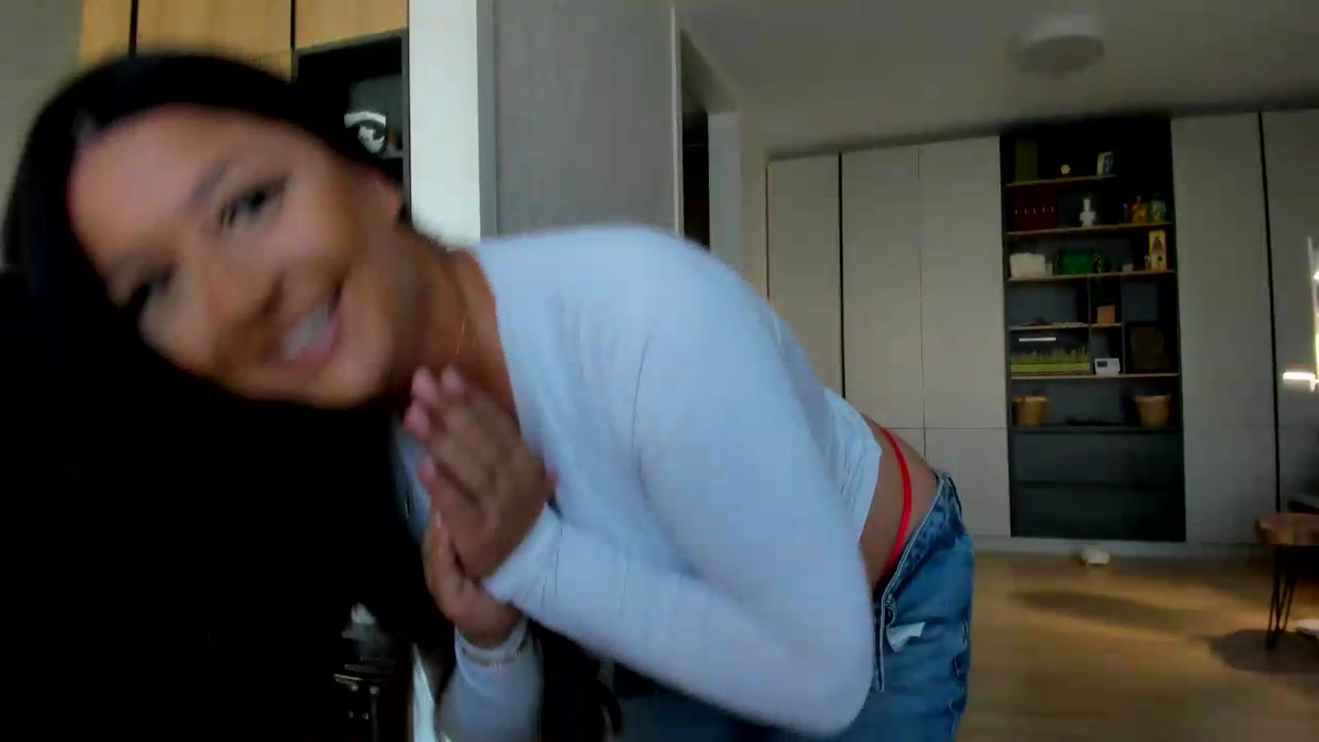 Gallery image thumbnail from Eve___'s myfreecams stream on, 08/22/2026, 14:34 image 17 of 20