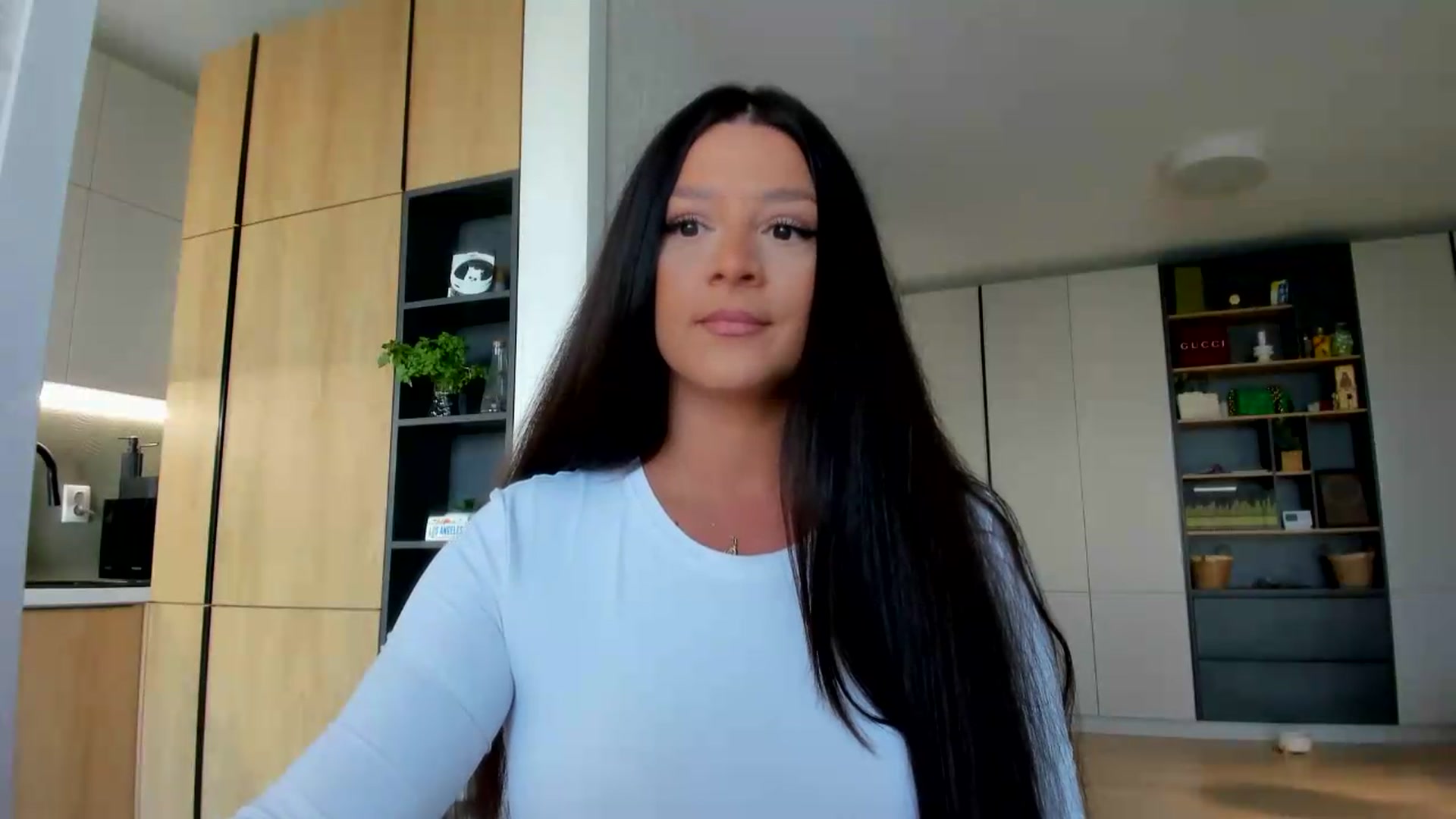 Gallery image thumbnail from Eve___'s myfreecams stream on, 08/22/2026, 14:34 image 4 of 20