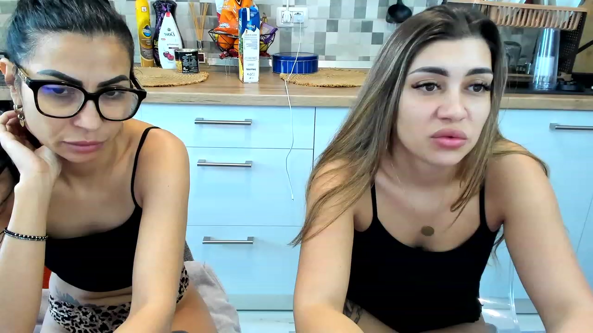 Gallery image thumbnail from EveeEvian's myfreecams stream on, 02/14/2024, 11:32 image 3 of 20
