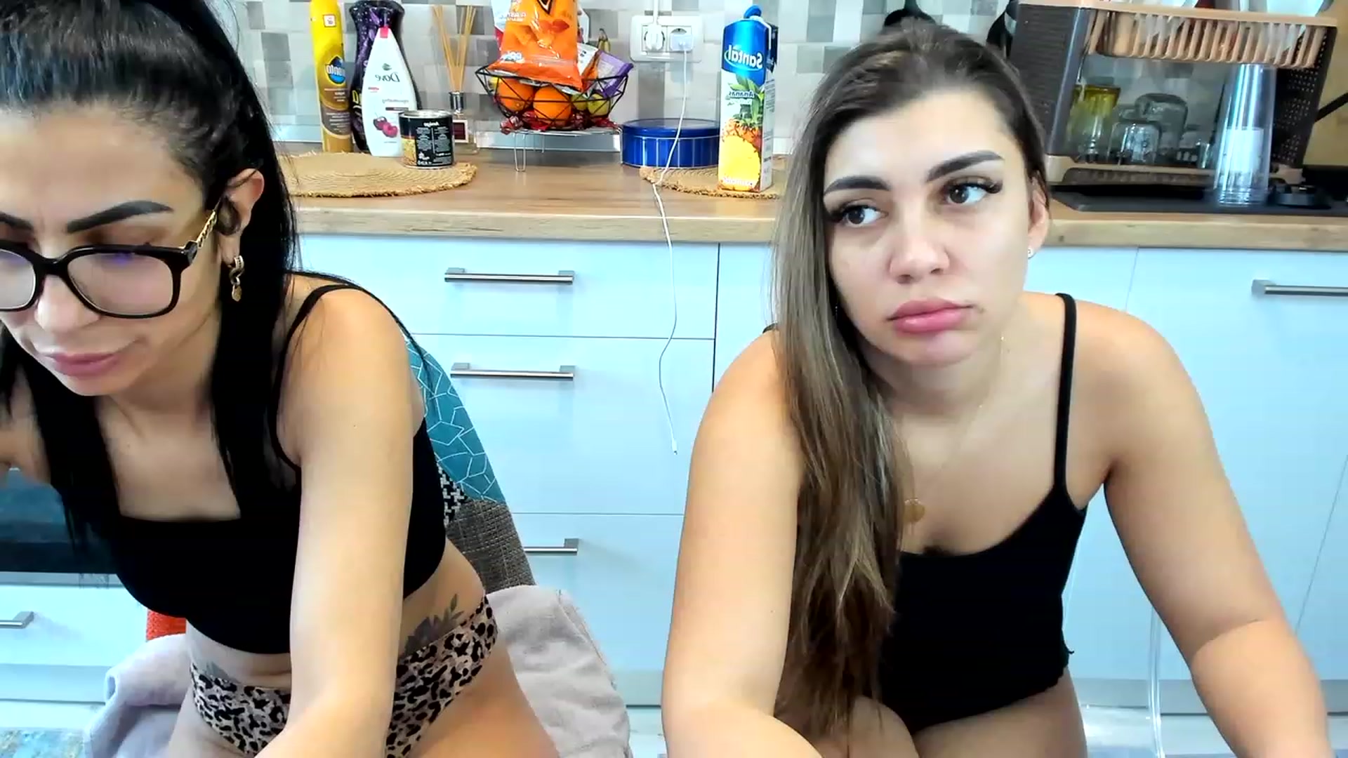 Gallery image thumbnail from EveeEvian's myfreecams stream on, 02/14/2024, 11:32 image 13 of 20