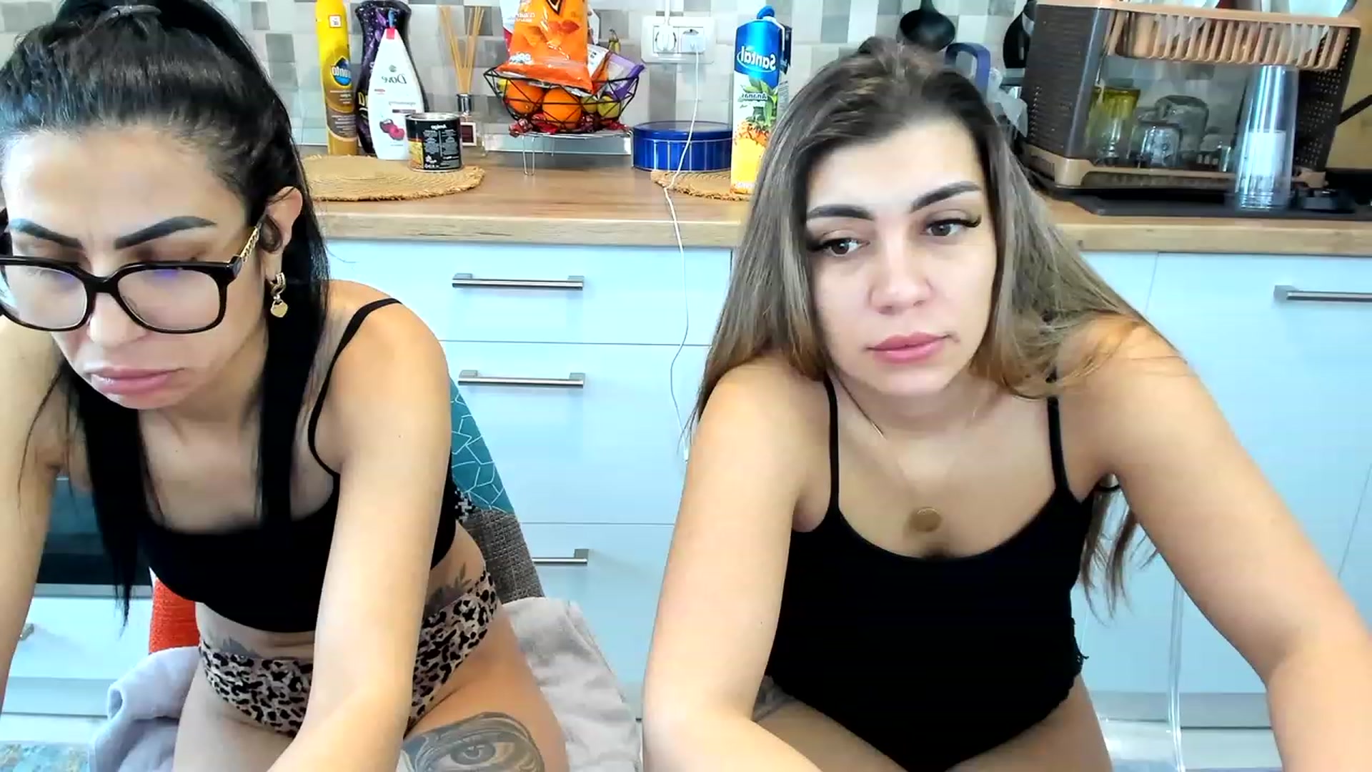 Gallery image thumbnail from EveeEvian's myfreecams stream on, 02/14/2024, 11:32 image 12 of 20