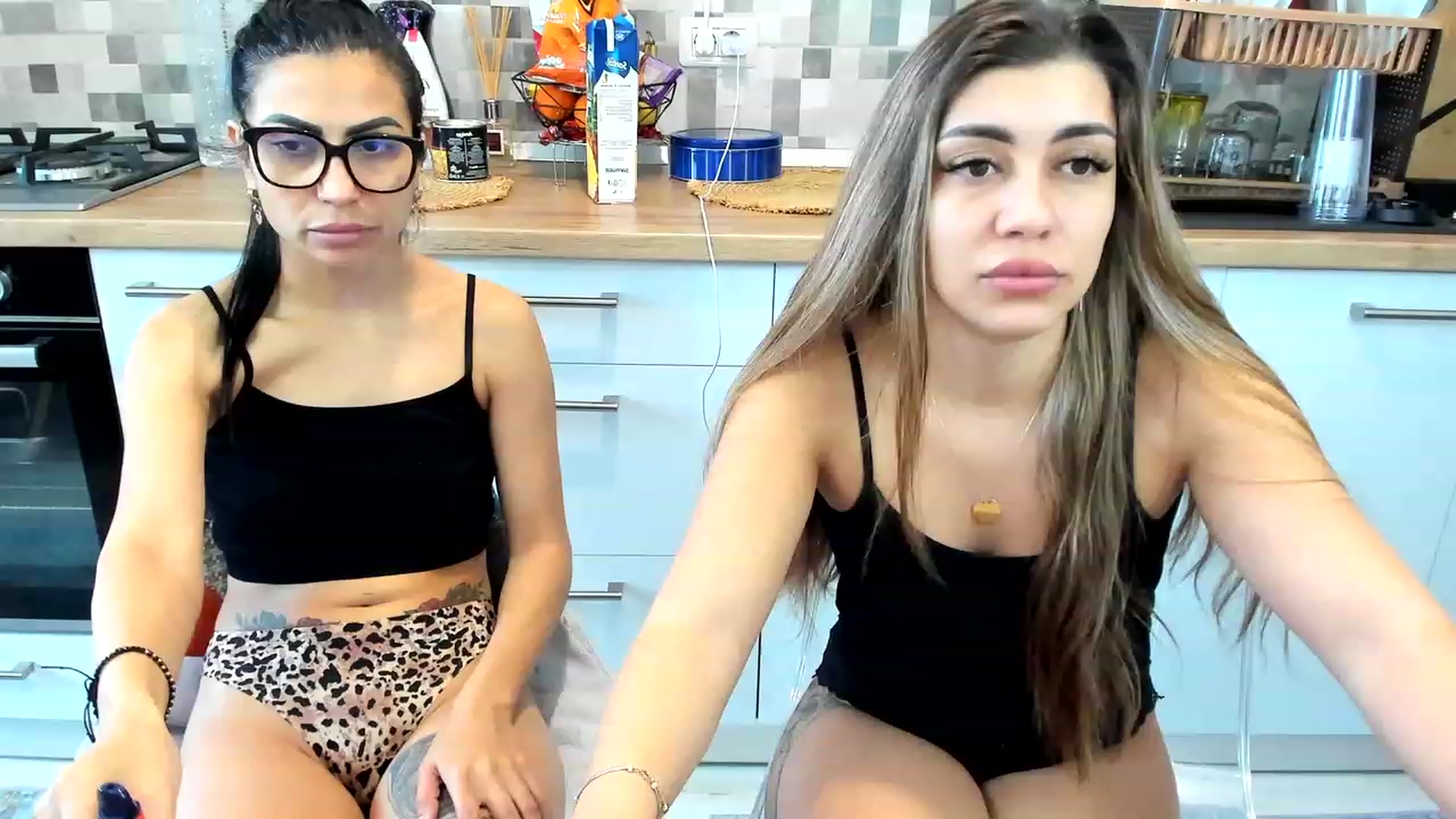 Gallery image thumbnail from EveeEvian's myfreecams stream on, 02/14/2024, 11:32 image 6 of 20