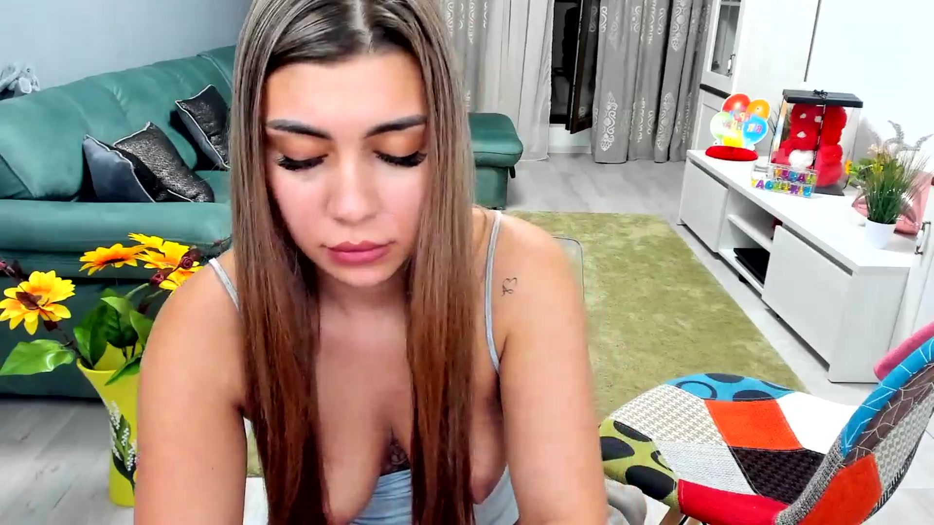 Gallery image thumbnail from EveeEvian's myfreecams stream on, 03/27/2024, 22:23 image 13 of 20
