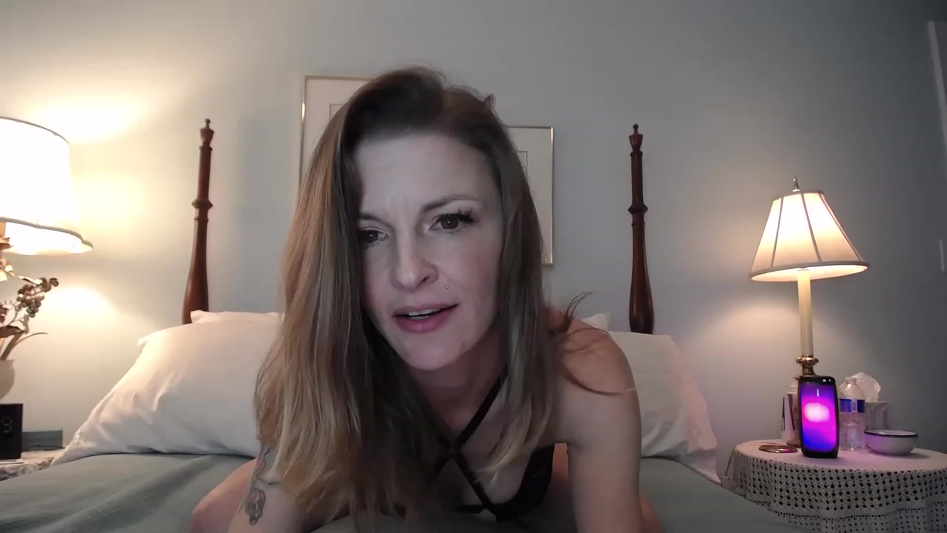 Gallery image thumbnail from EveeMinx's myfreecams stream on, 06/20/2023, 01:28 image 15 of 20
