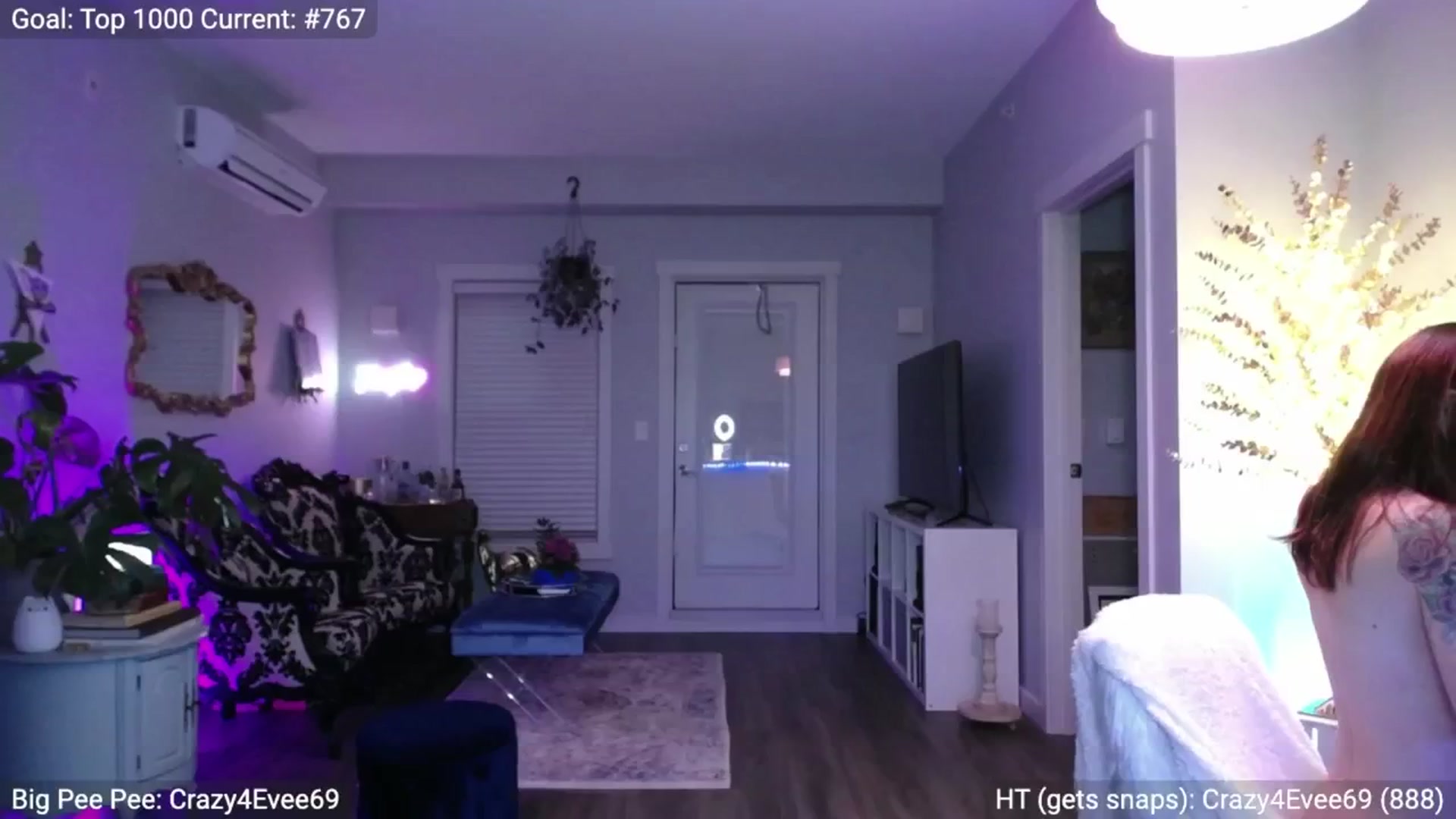 Gallery image thumbnail from EveeMinx's myfreecams stream on, 02/19/2024, 08:01 image 7 of 20