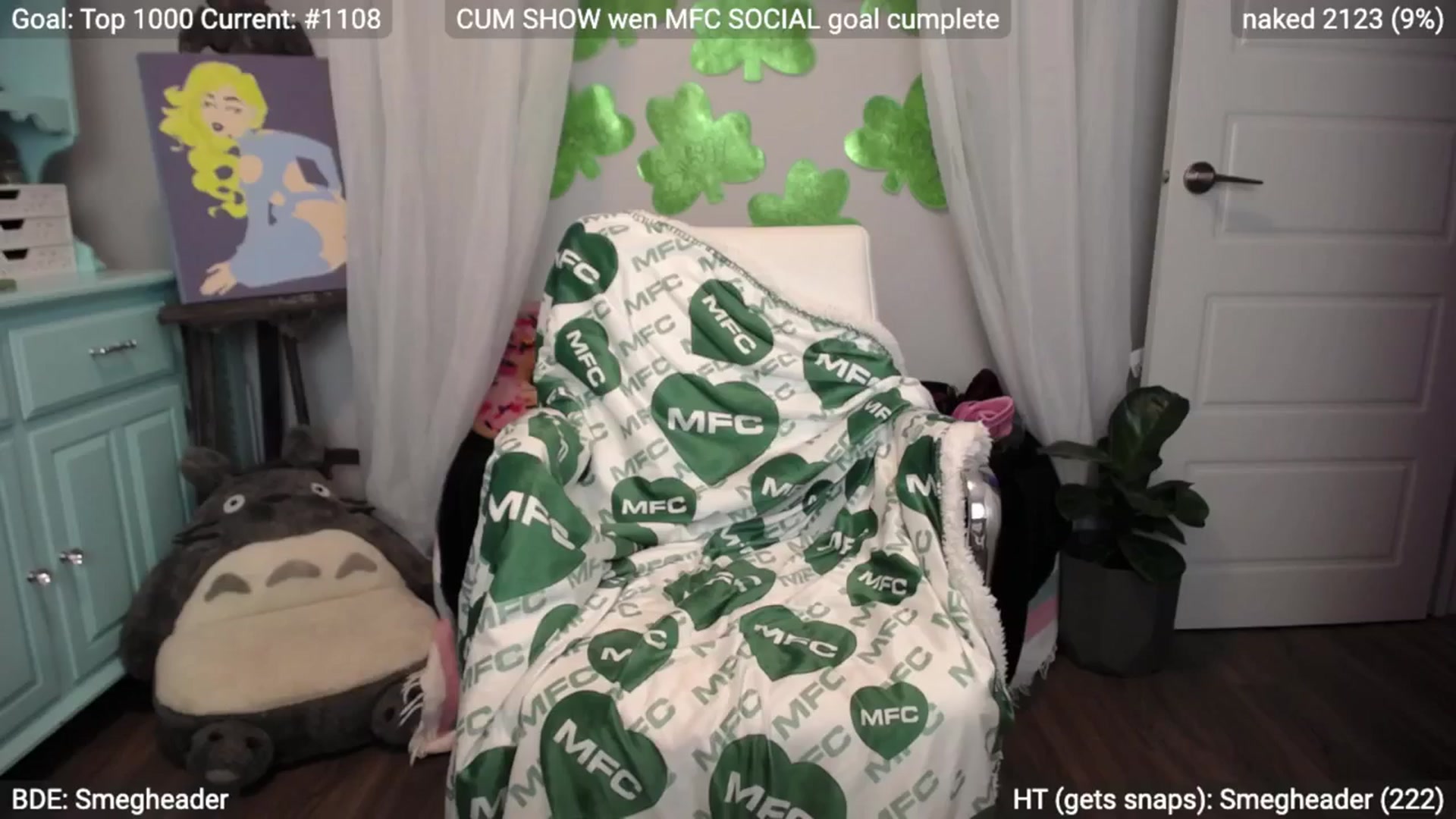 Gallery image thumbnail from EveeMinx's myfreecams stream on, 03/19/2024, 05:24 image 20 of 20