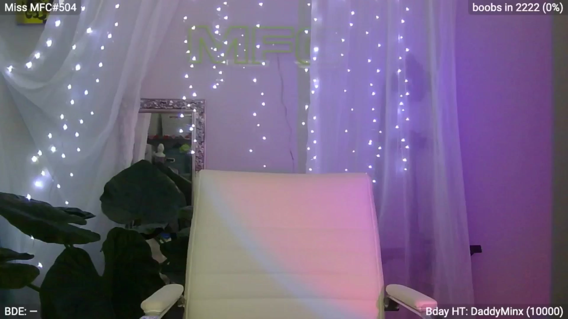 Gallery image thumbnail from EveeMinx's myfreecams stream on, 06/17/2024, 03:04 image 7 of 20