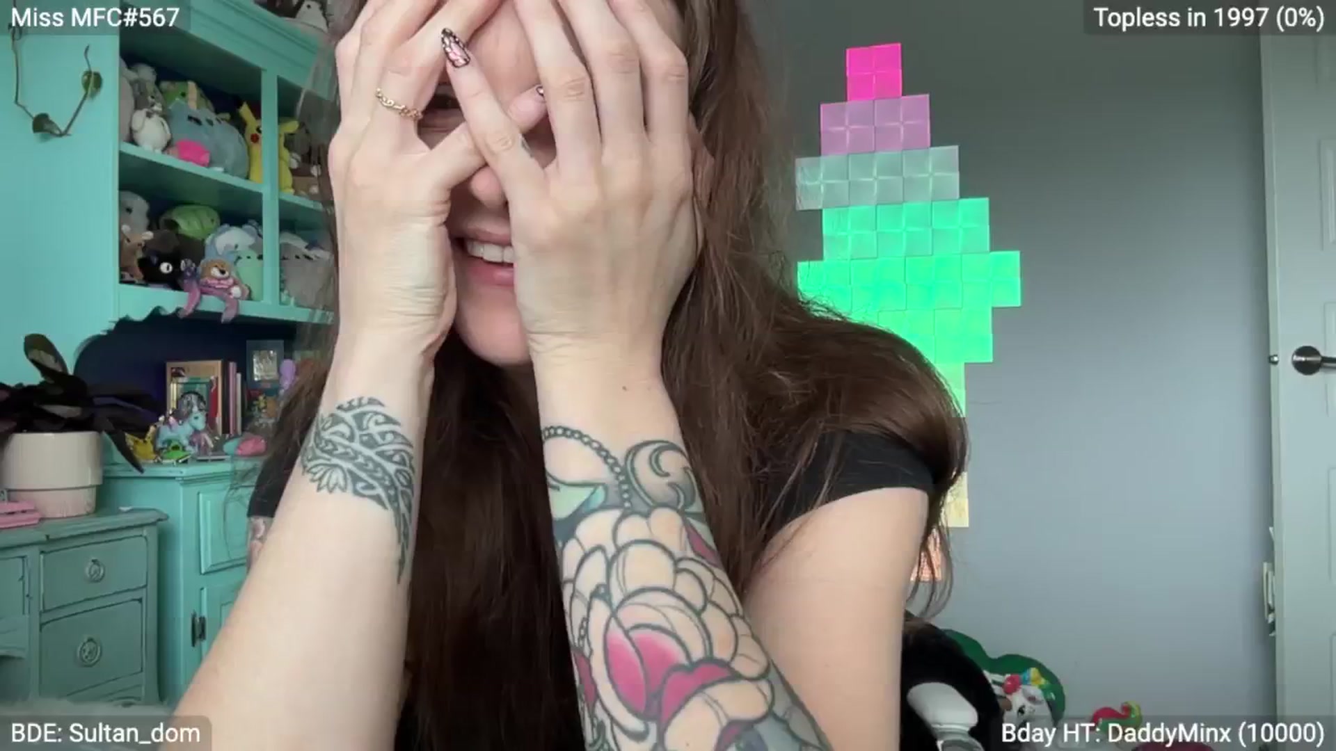 Gallery image thumbnail from EveeMinx's myfreecams stream on, 06/30/2024, 24:00 image 8 of 20