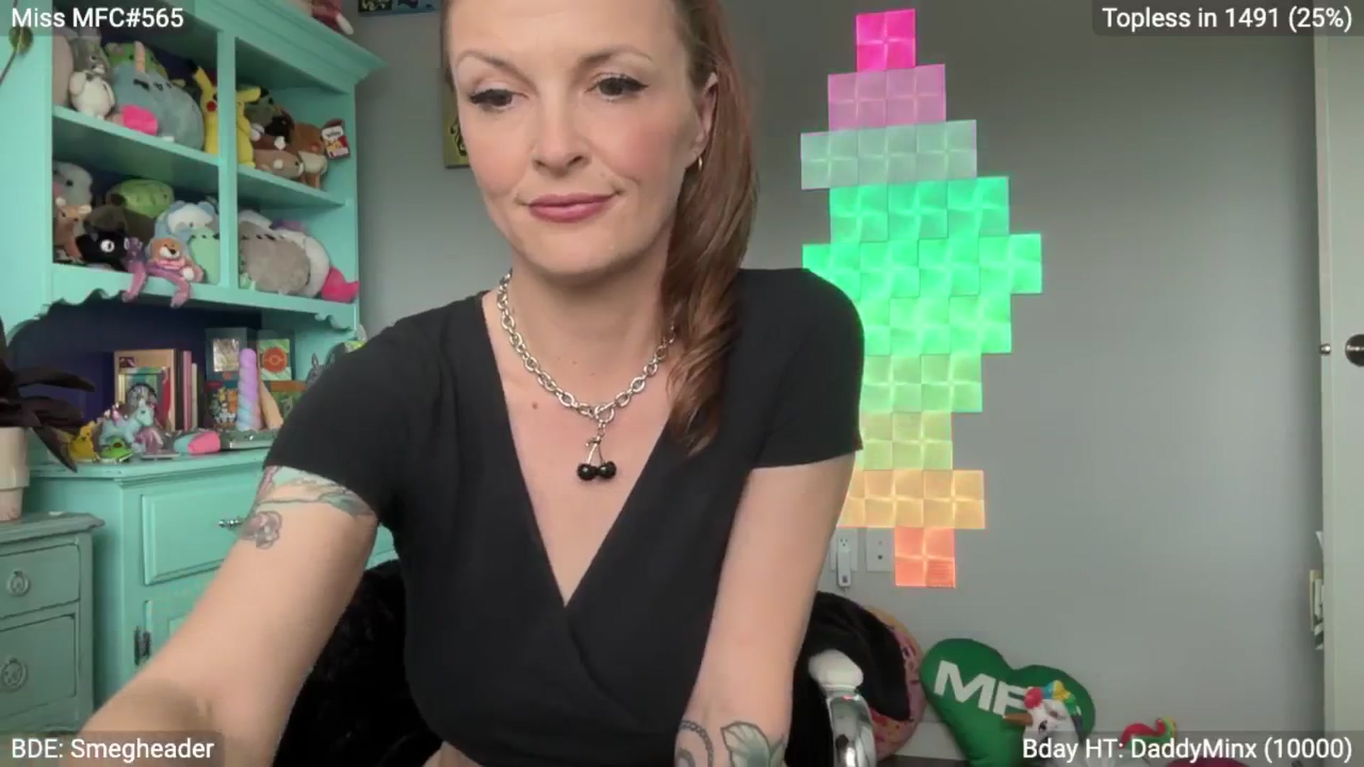 Gallery image thumbnail from EveeMinx's myfreecams stream on, 06/30/2024, 01:18 image 11 of 20