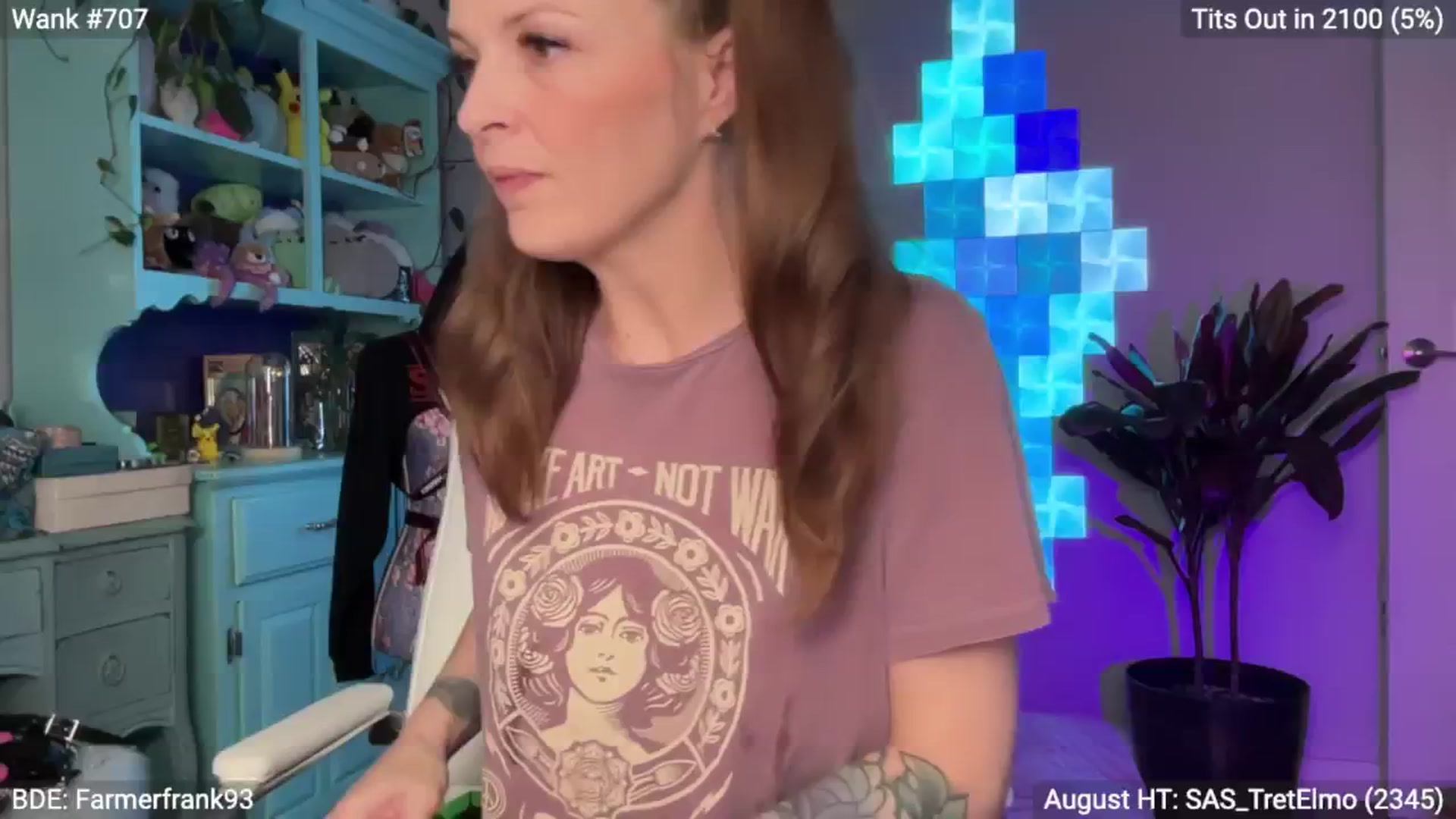 Gallery image thumbnail from EveeMinx's myfreecams stream on, 08/27/2024, 02:50 image 17 of 20