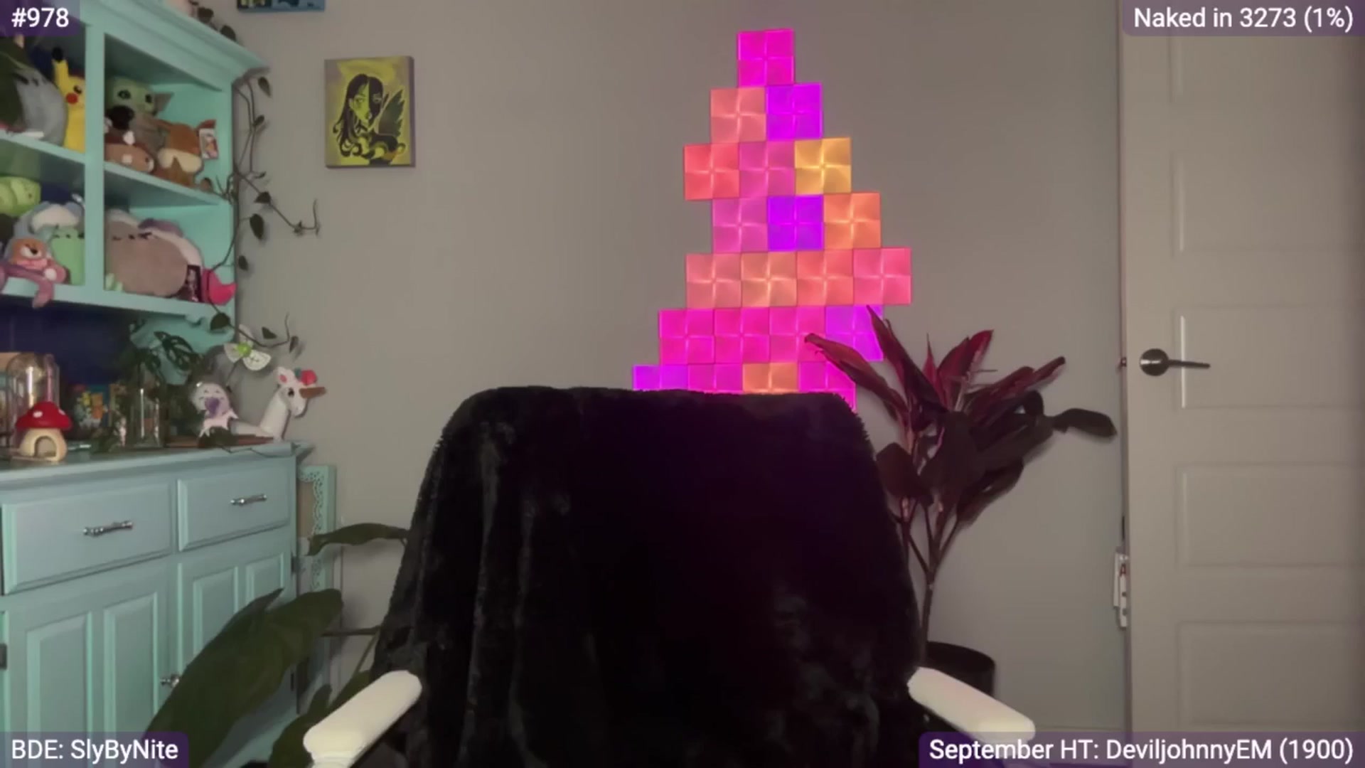 Gallery image thumbnail from EveeMinx's myfreecams stream on, 09/20/2024, 07:06 image 20 of 20