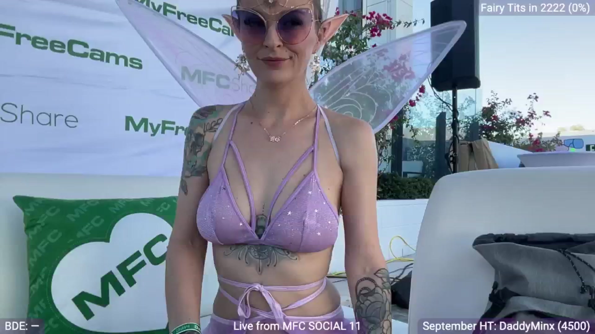 Gallery image thumbnail from EveeMinx's myfreecams stream on, 09/24/2024, 22:34 image 15 of 20
