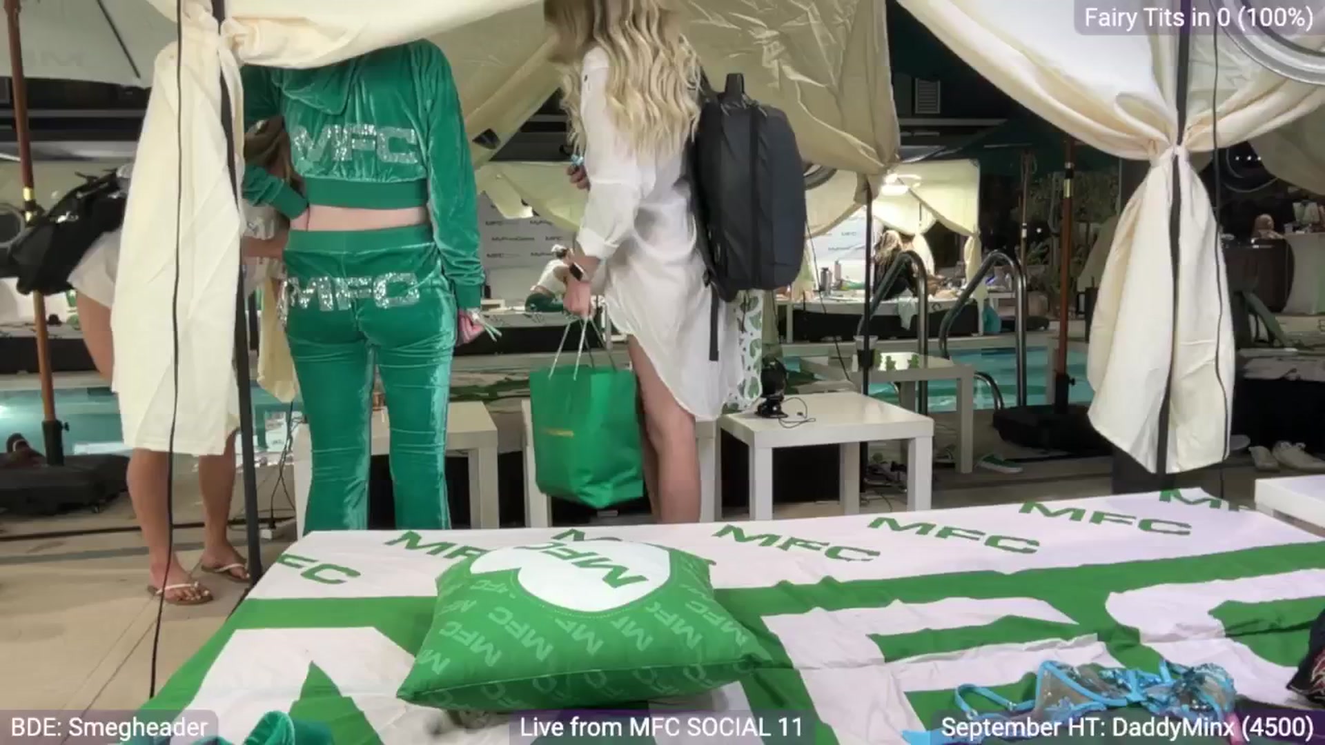 Gallery image thumbnail from EveeMinx's myfreecams stream on, 09/25/2024, 07:44 image 15 of 20