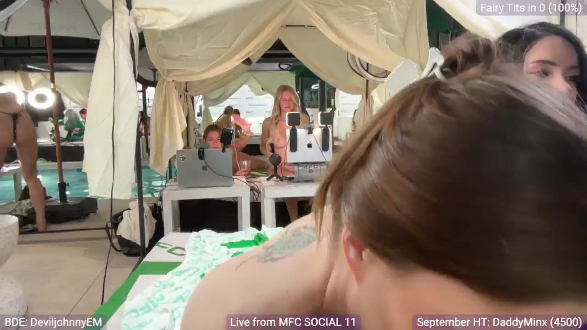 Gallery image thumbnail from EveeMinx's myfreecams stream on, 09/25/2024, 07:44 image 6 of 20