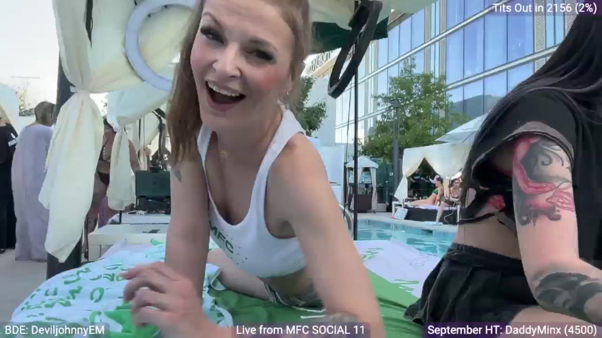 Gallery image thumbnail from EveeMinx's myfreecams stream on, 09/25/2024, 23:56 image 7 of 20
