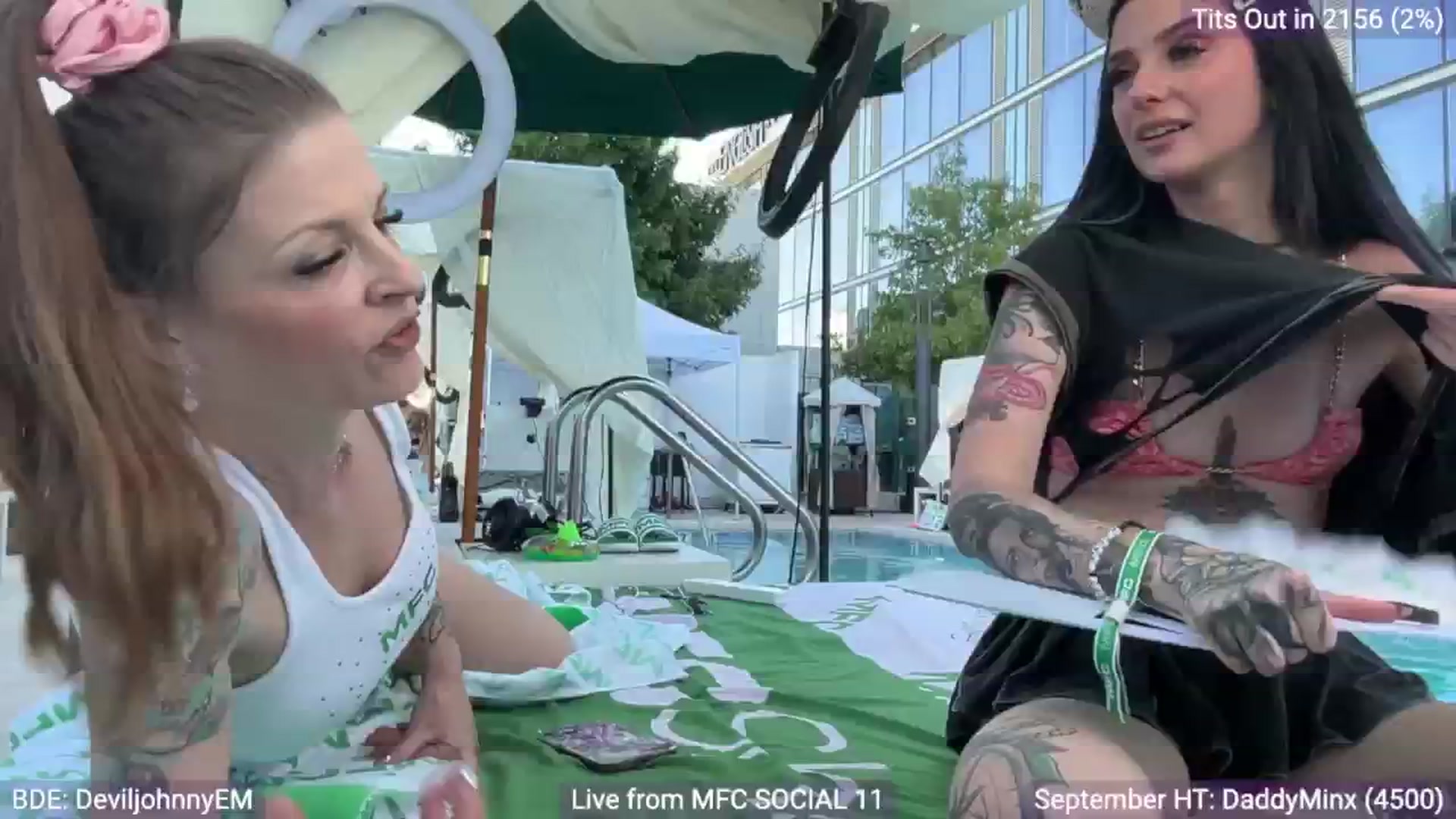 Gallery image thumbnail from EveeMinx's myfreecams stream on, 09/25/2024, 23:56 image 5 of 20