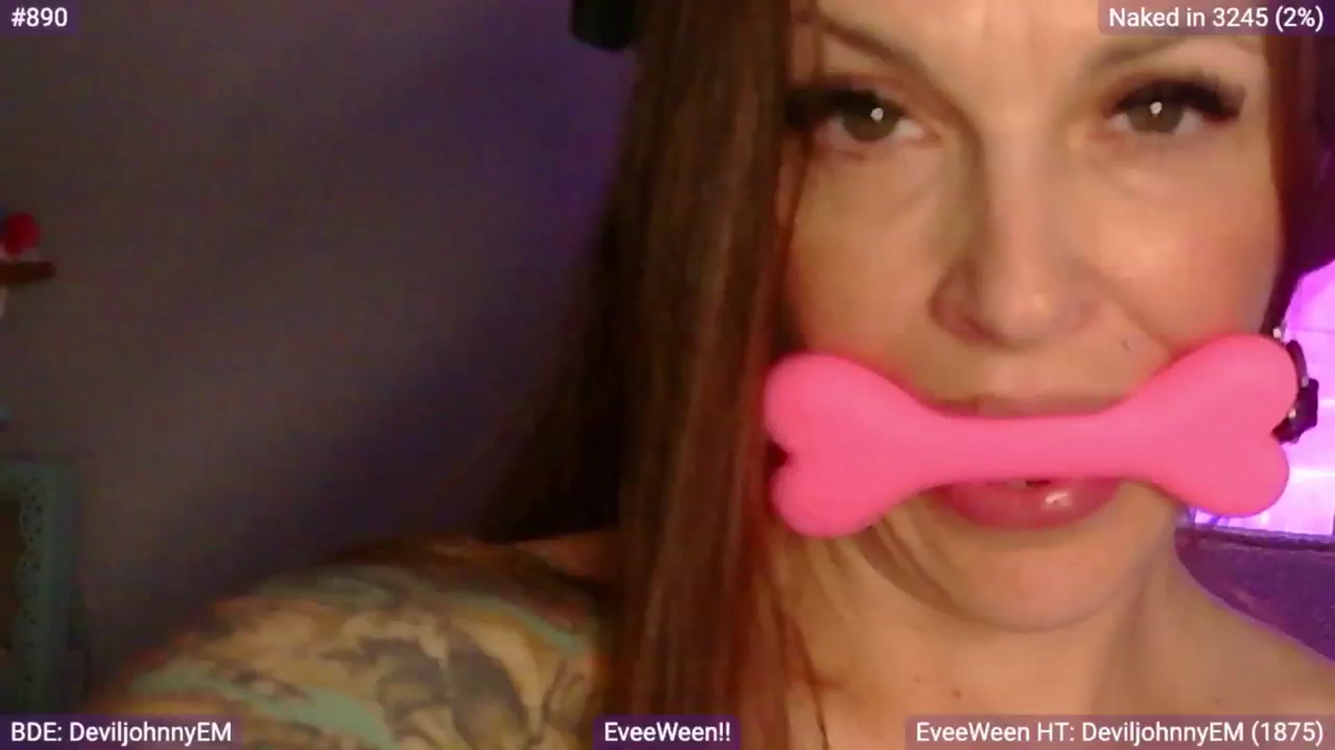 Gallery image thumbnail from EveeMinx's myfreecams stream on, 10/03/2024, 05:59 image 2 of 20