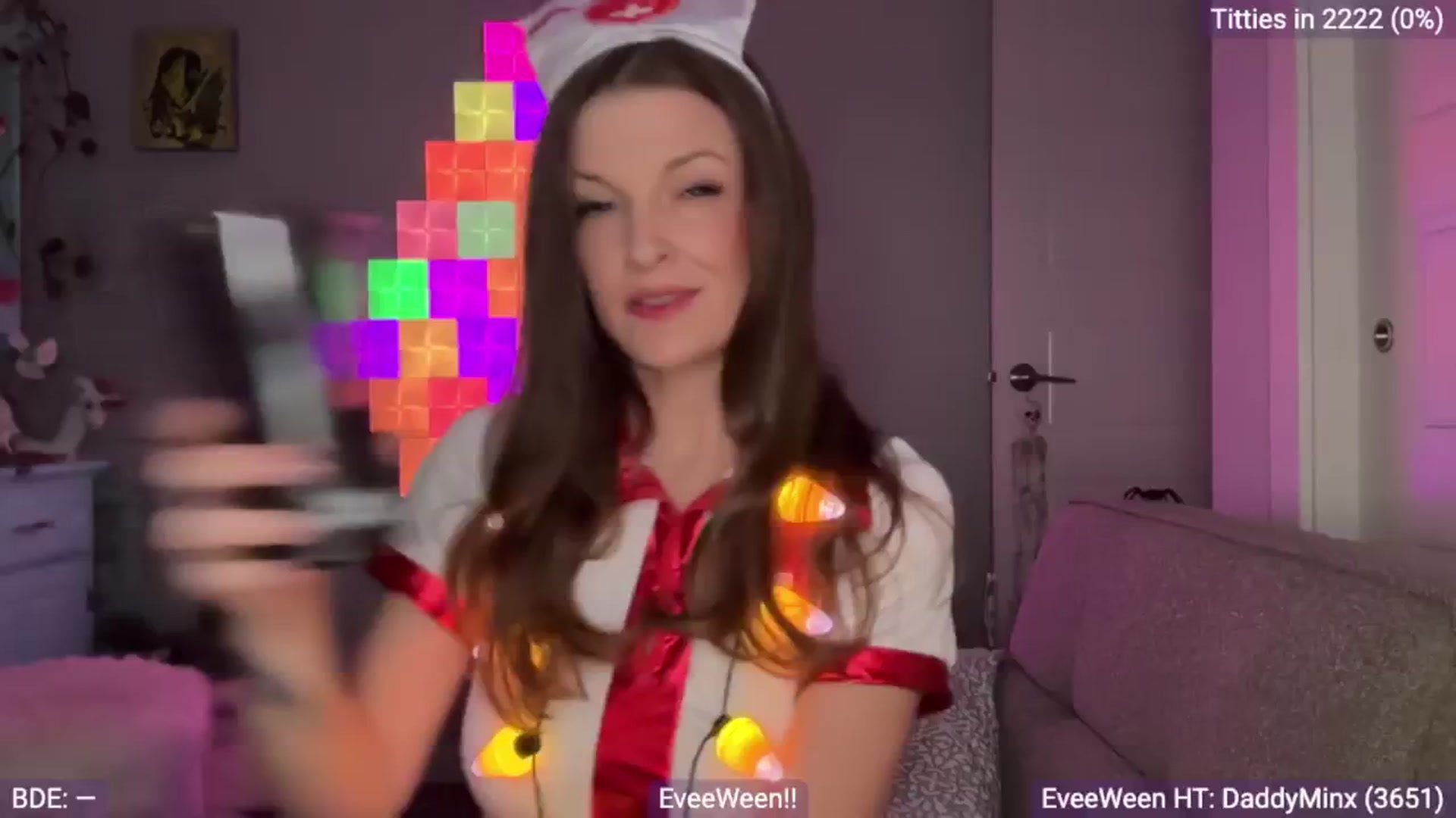 Gallery image thumbnail from EveeMinx's myfreecams stream on, 10/11/2024, 04:44 image 7 of 20