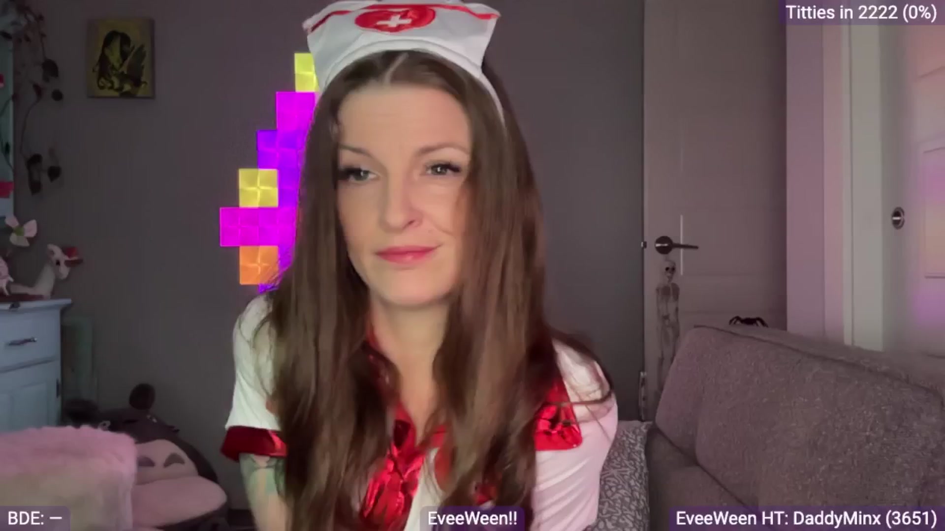 Gallery image thumbnail from EveeMinx's myfreecams stream on, 10/11/2024, 04:44 image 13 of 20