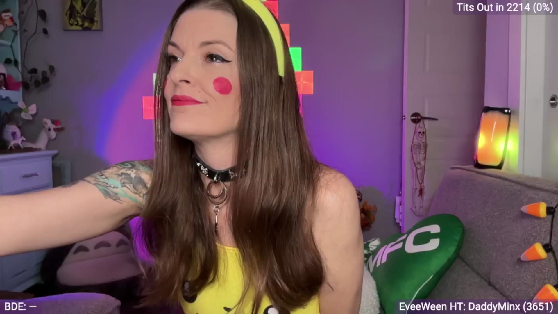 Gallery image thumbnail from EveeMinx's myfreecams stream on, 10/23/2024, 04:51 image 5 of 20