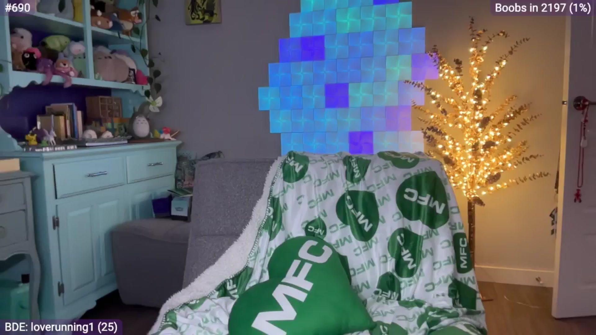 Gallery image thumbnail from EveeMinx's myfreecams stream on, 12/31/2024, 07:24 image 15 of 20