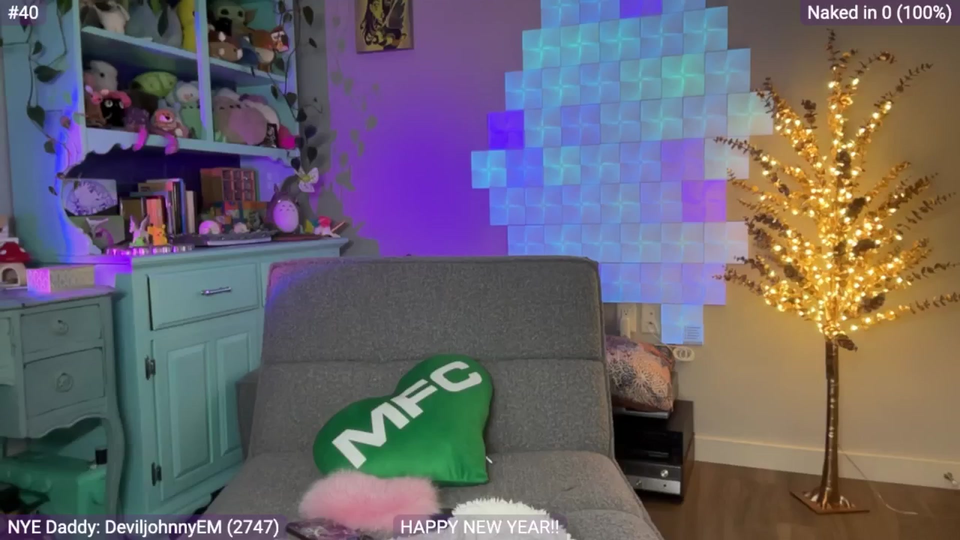 Gallery image thumbnail from EveeMinx's myfreecams stream on, 01/01/2025, 10:23 image 20 of 20