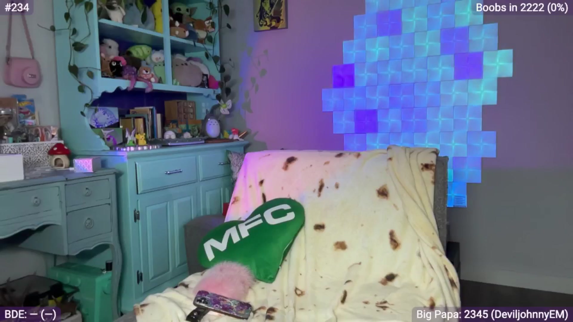 Gallery image thumbnail from EveeMinx's myfreecams stream on, 01/02/2025, 05:23 image 12 of 20