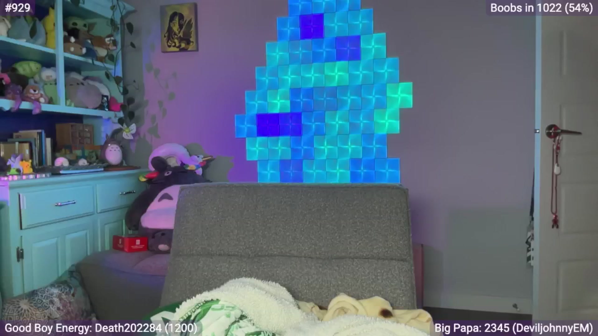 Gallery image thumbnail from EveeMinx's myfreecams stream on, 01/06/2025, 10:37 image 10 of 20