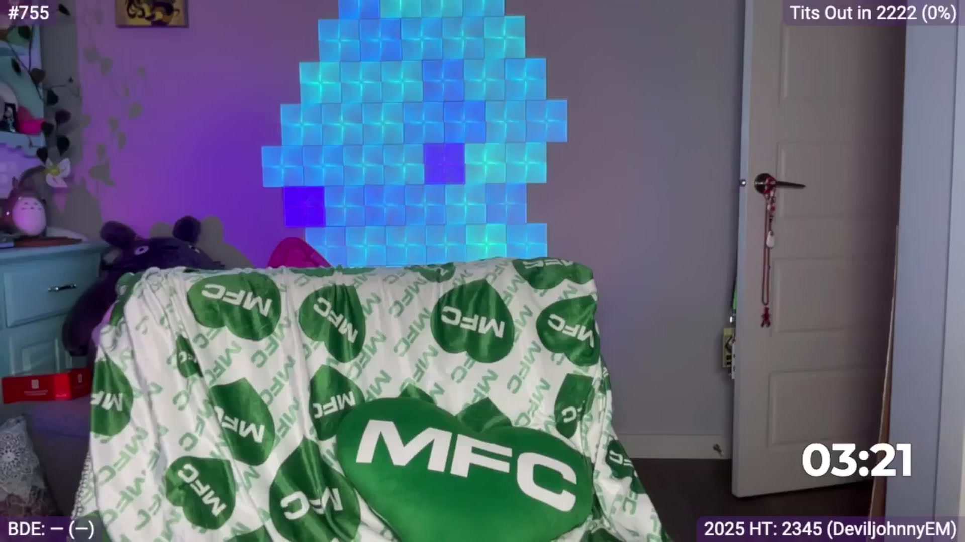 Gallery image thumbnail from EveeMinx's myfreecams stream on, 01/13/2025, 06:45 image 17 of 20