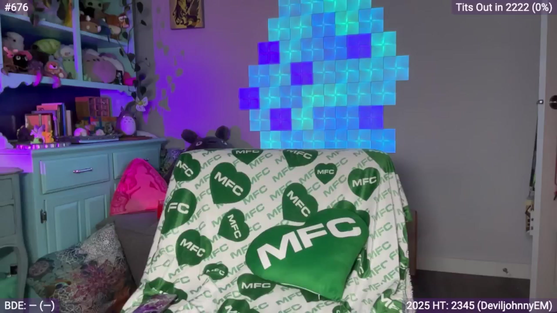 Gallery image thumbnail from EveeMinx's myfreecams stream on, 01/15/2025, 05:44 image 16 of 20