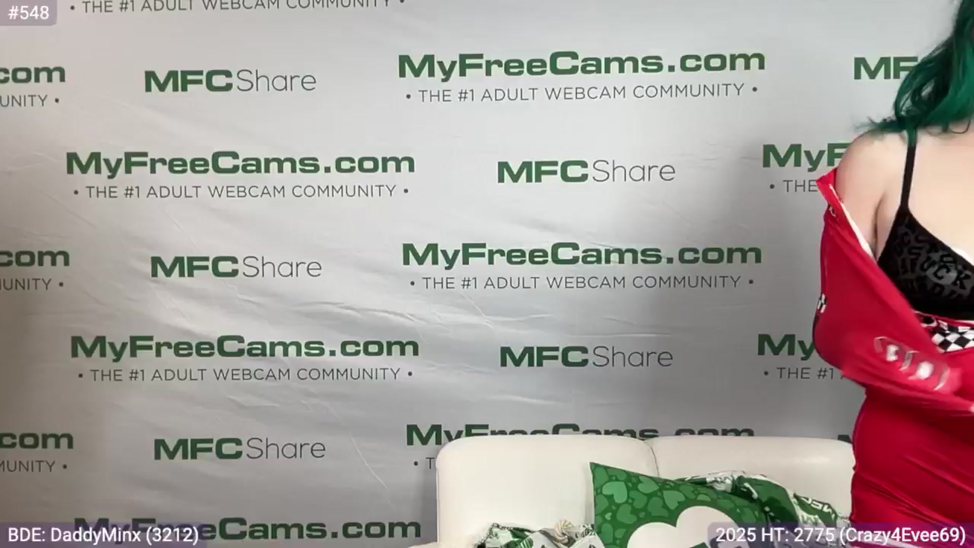 Gallery image thumbnail from EveeMinx's myfreecams stream on, 01/23/2025, 03:06 image 10 of 20