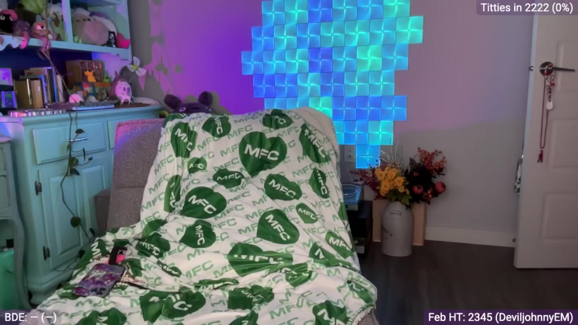 Gallery image thumbnail from EveeMinx's myfreecams stream on, 02/10/2025, 05:42 image 5 of 20