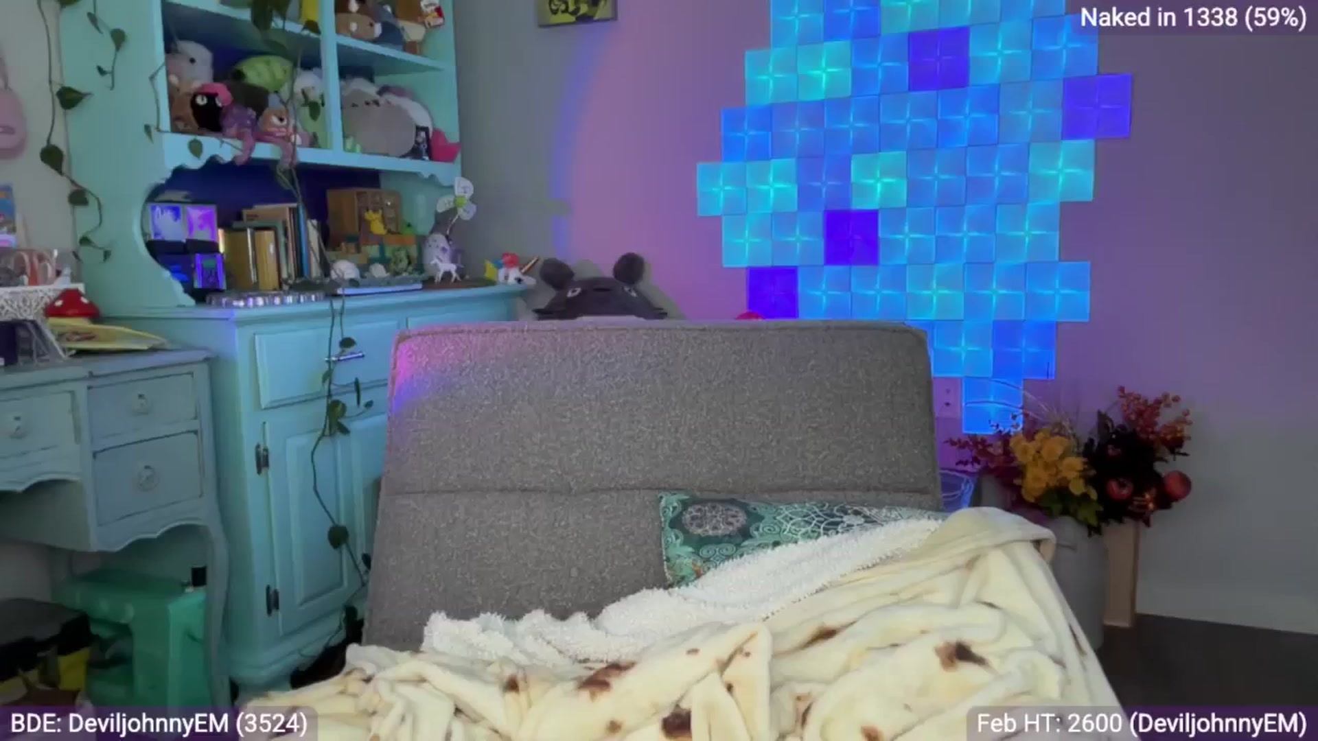 Gallery image thumbnail from EveeMinx's myfreecams stream on, 02/19/2025, 07:23 image 16 of 20