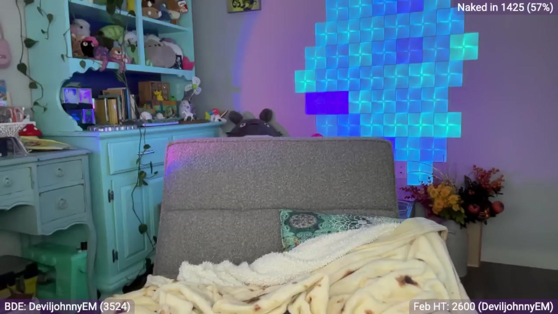 Gallery image thumbnail from EveeMinx's myfreecams stream on, 02/19/2025, 07:23 image 12 of 20
