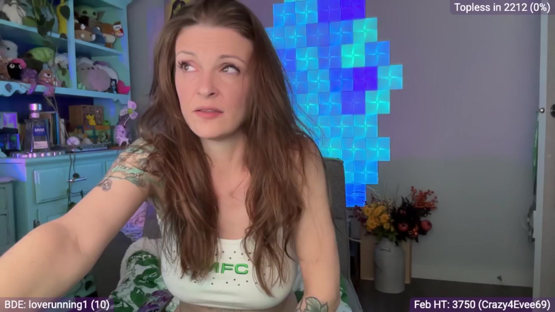 Gallery image thumbnail from EveeMinx's myfreecams stream on, 02/24/2025, 05:39 image 14 of 20
