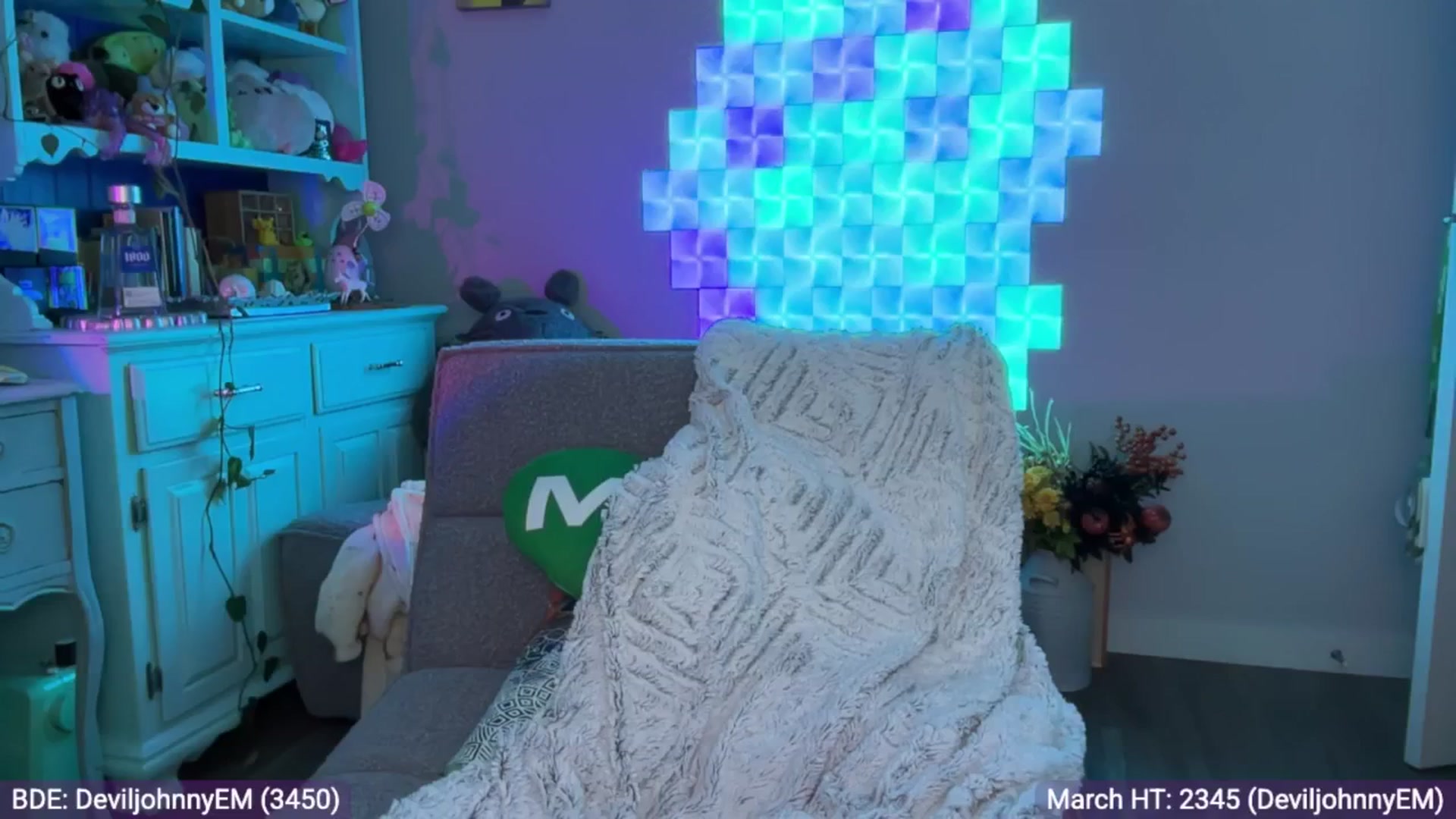 Gallery image thumbnail from EveeMinx's myfreecams stream on, 03/12/2025, 05:45 image 6 of 20