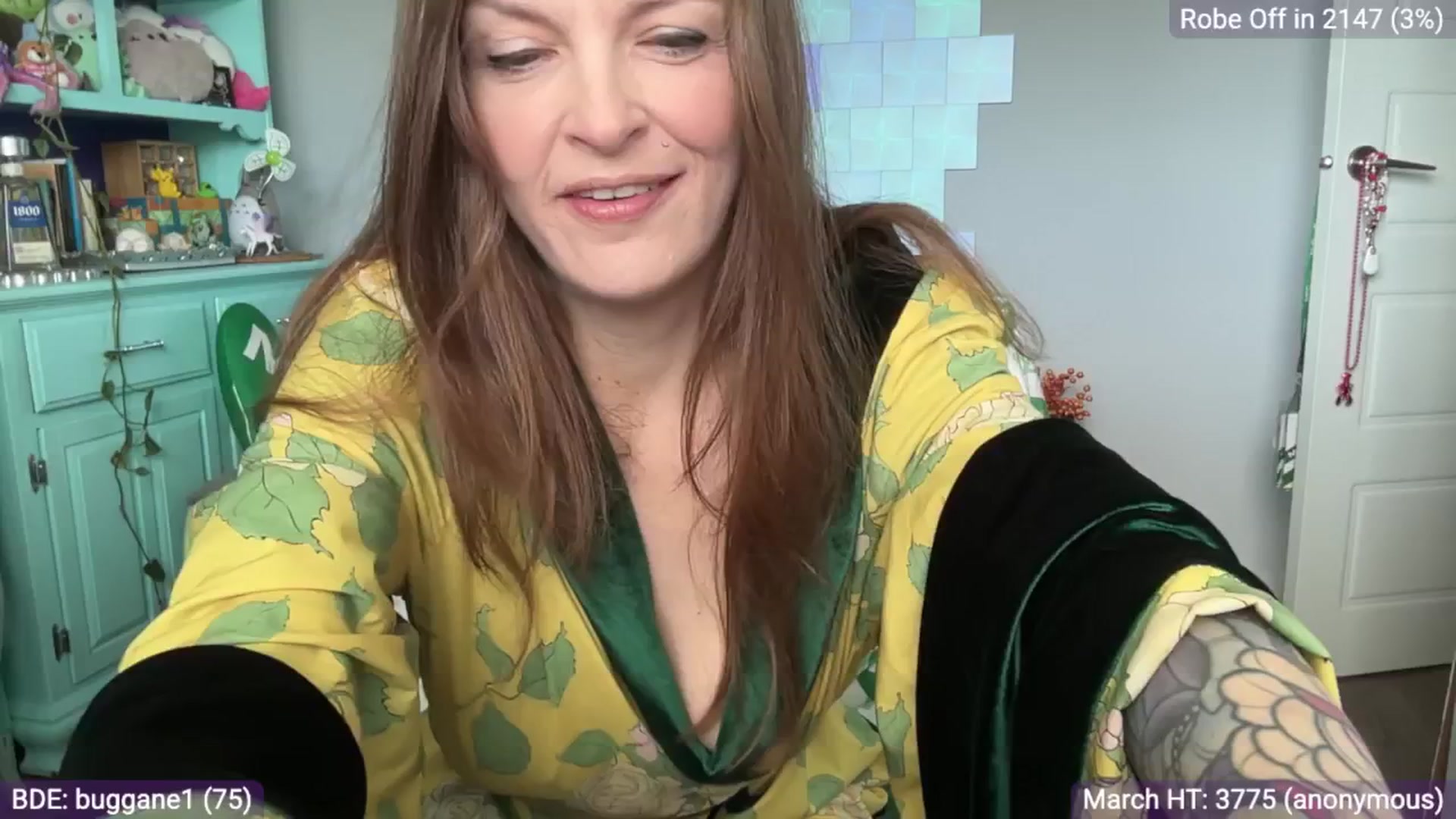 Gallery image thumbnail from EveeMinx's myfreecams stream on, 03/31/2025, 22:04 image 2 of 20