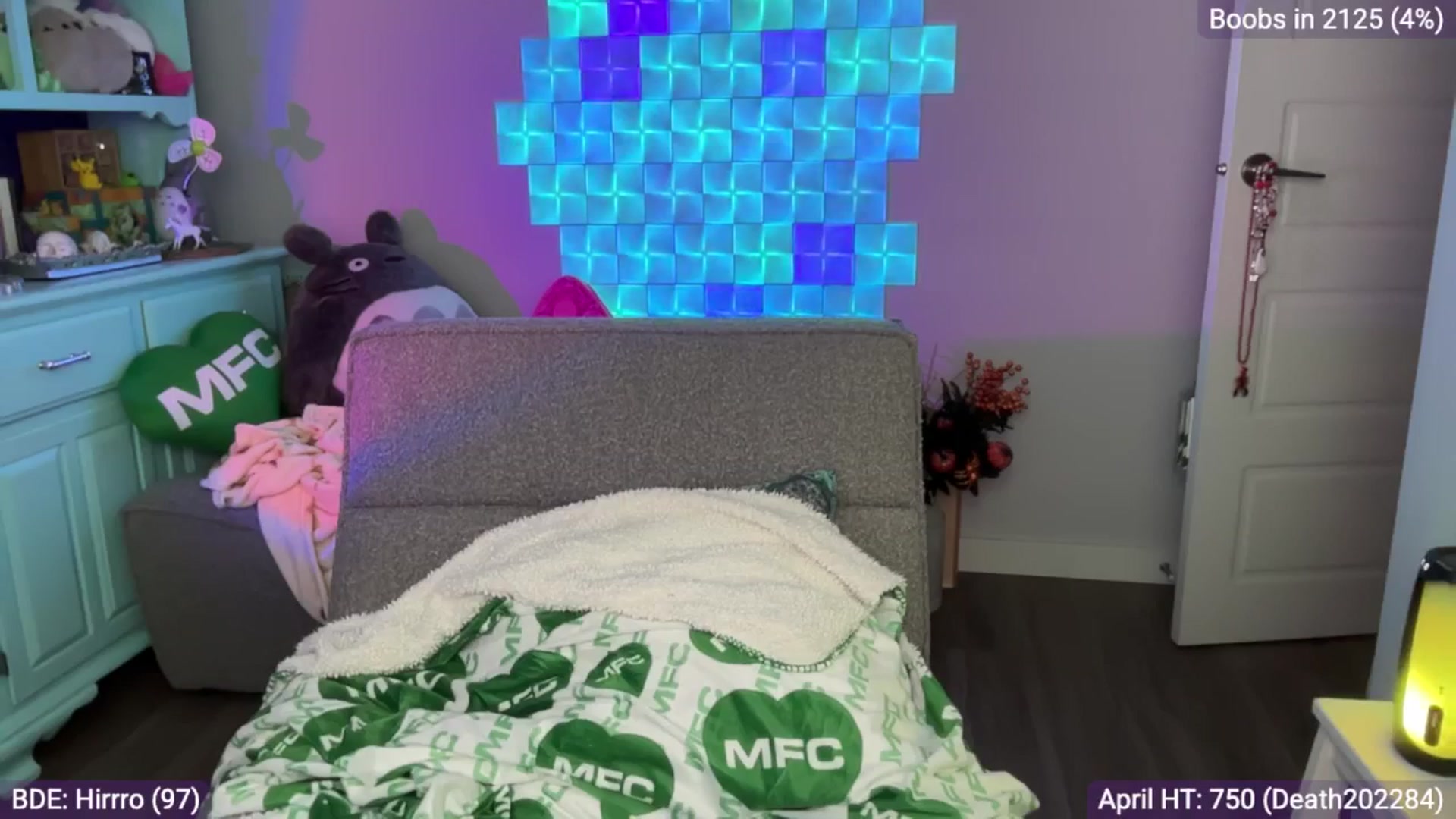 Gallery image thumbnail from EveeMinx's myfreecams stream on, 04/06/2025, 06:20 image 6 of 20