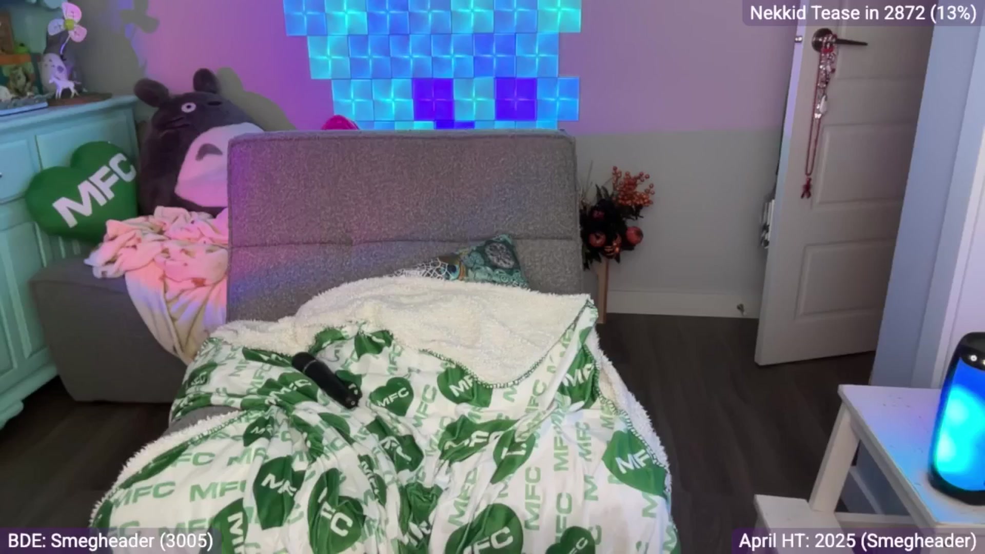 Gallery image thumbnail from EveeMinx's myfreecams stream on, 04/06/2025, 08:06 image 13 of 20