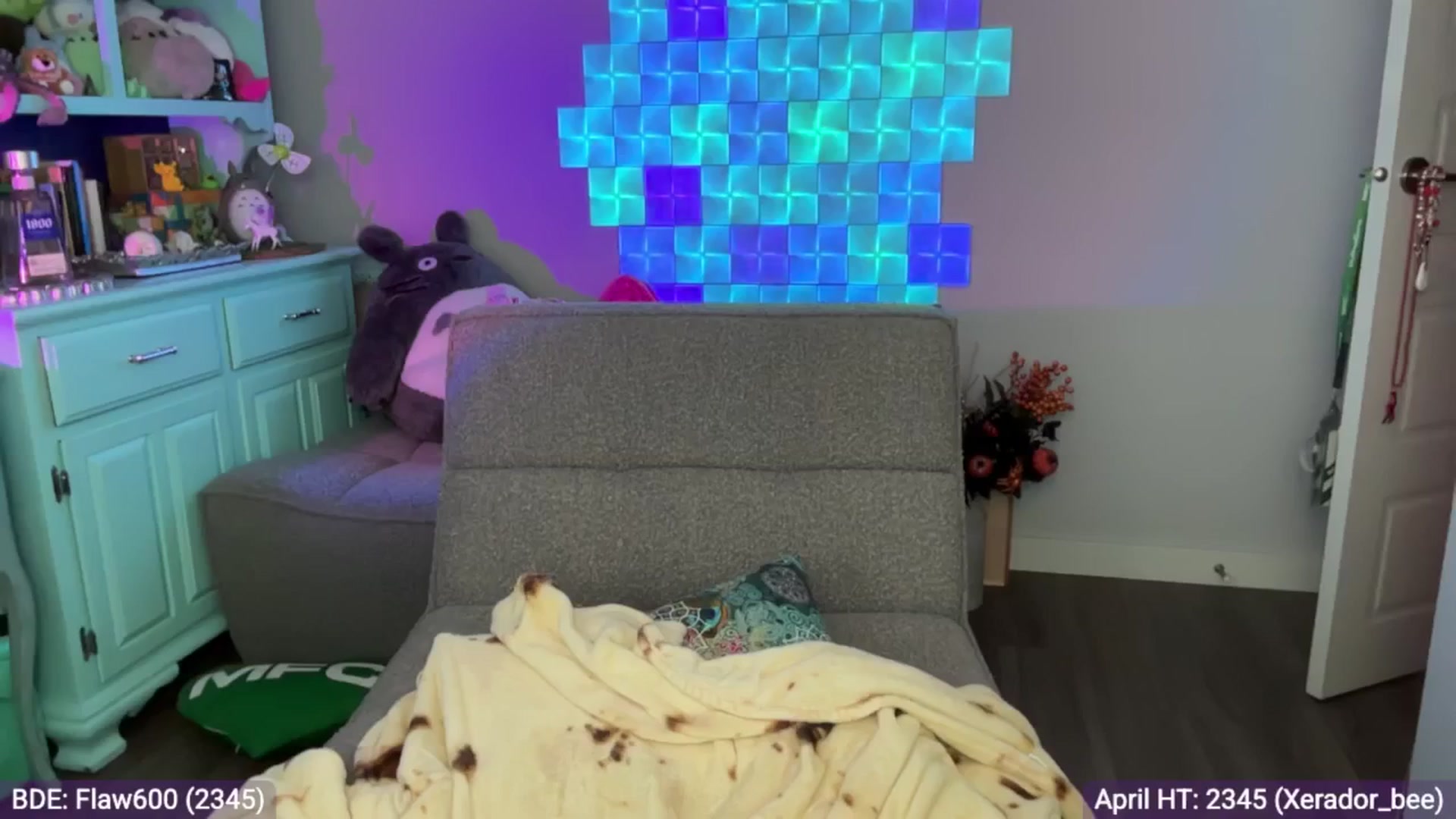 Gallery image thumbnail from EveeMinx's myfreecams stream on, 04/19/2025, 09:01 image 13 of 20