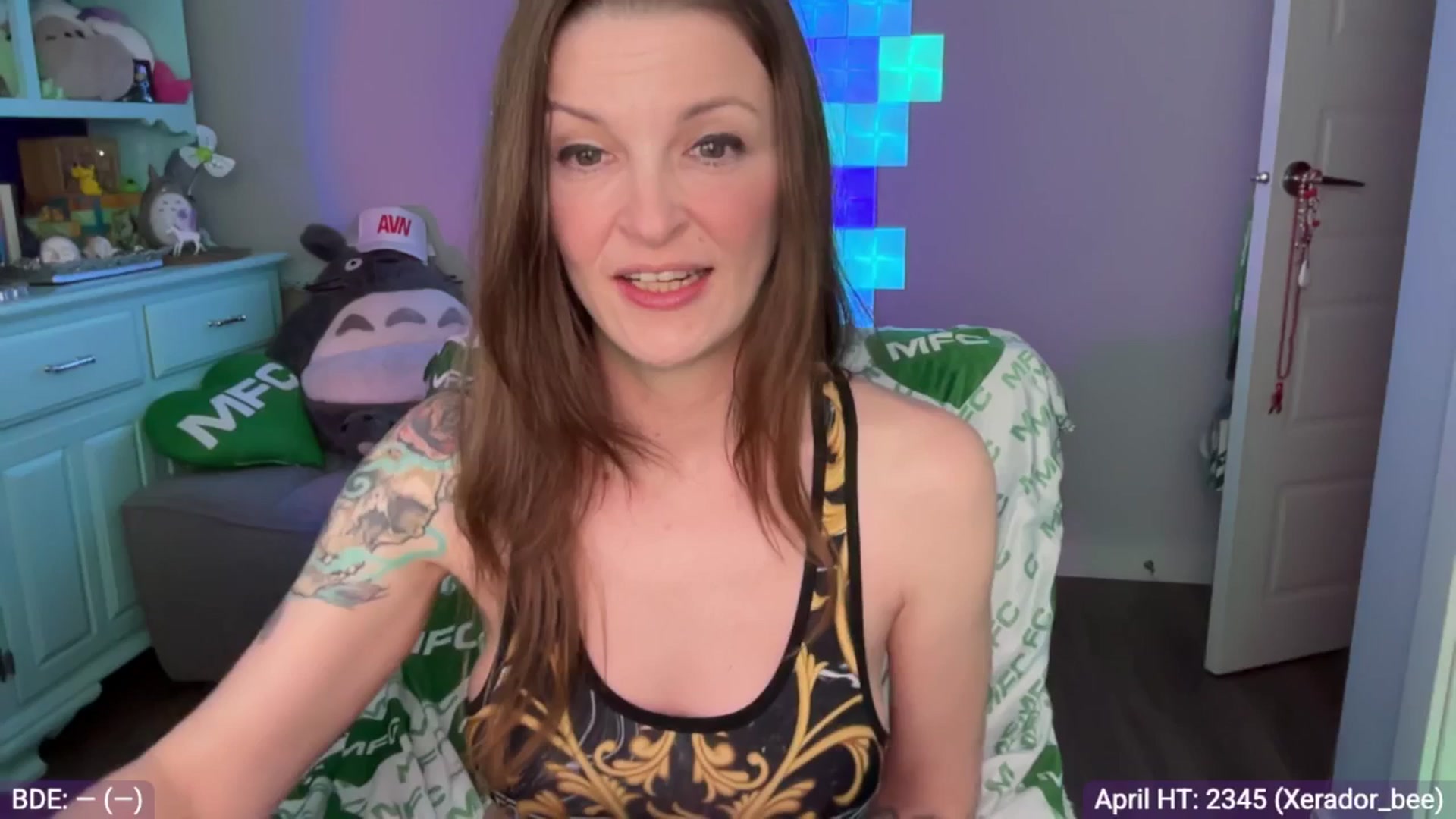 Gallery image thumbnail from EveeMinx's myfreecams stream on, 04/24/2025, 05:53 image 9 of 20