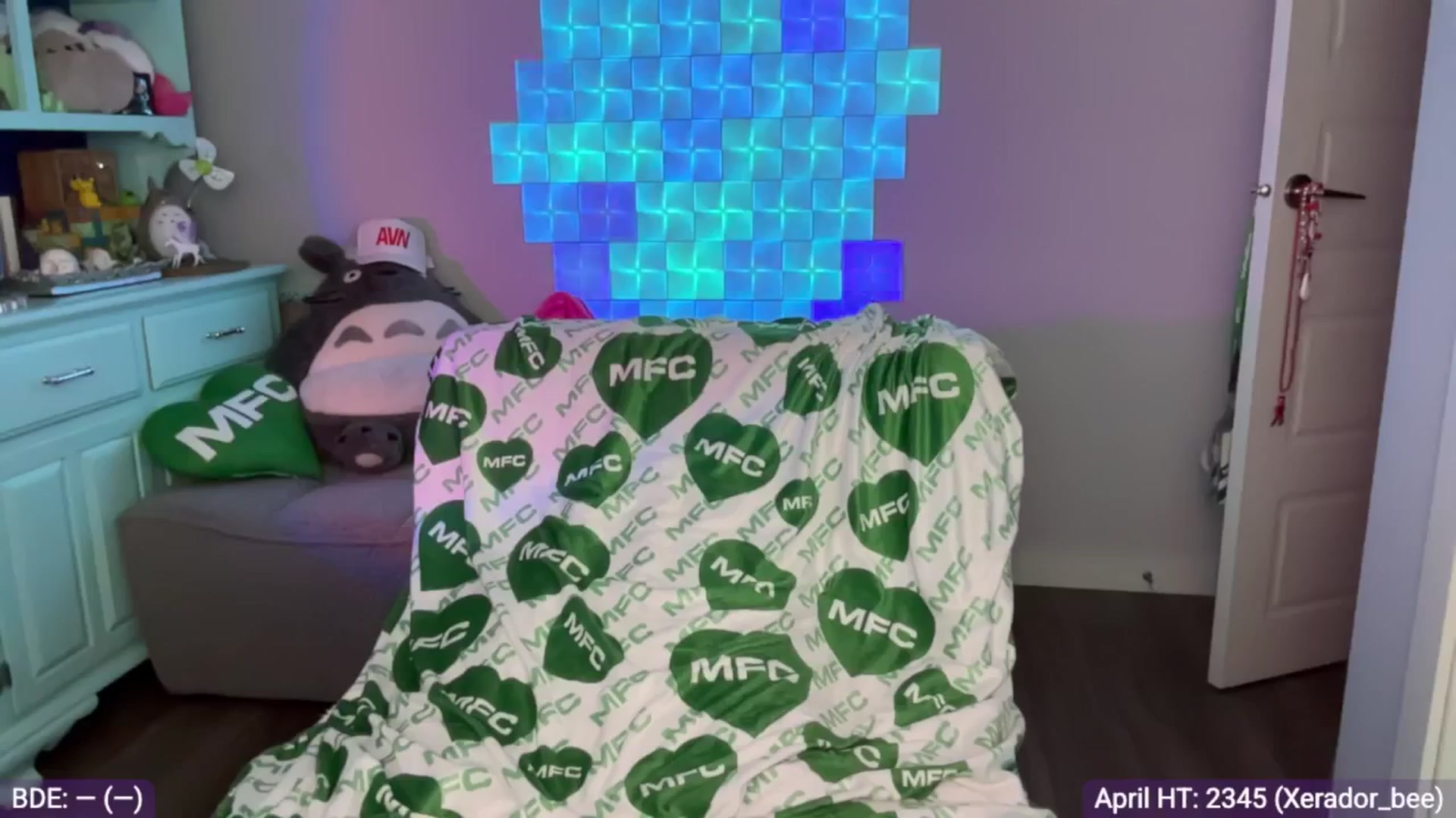 Gallery image thumbnail from EveeMinx's myfreecams stream on, 04/24/2025, 05:53 image 20 of 20
