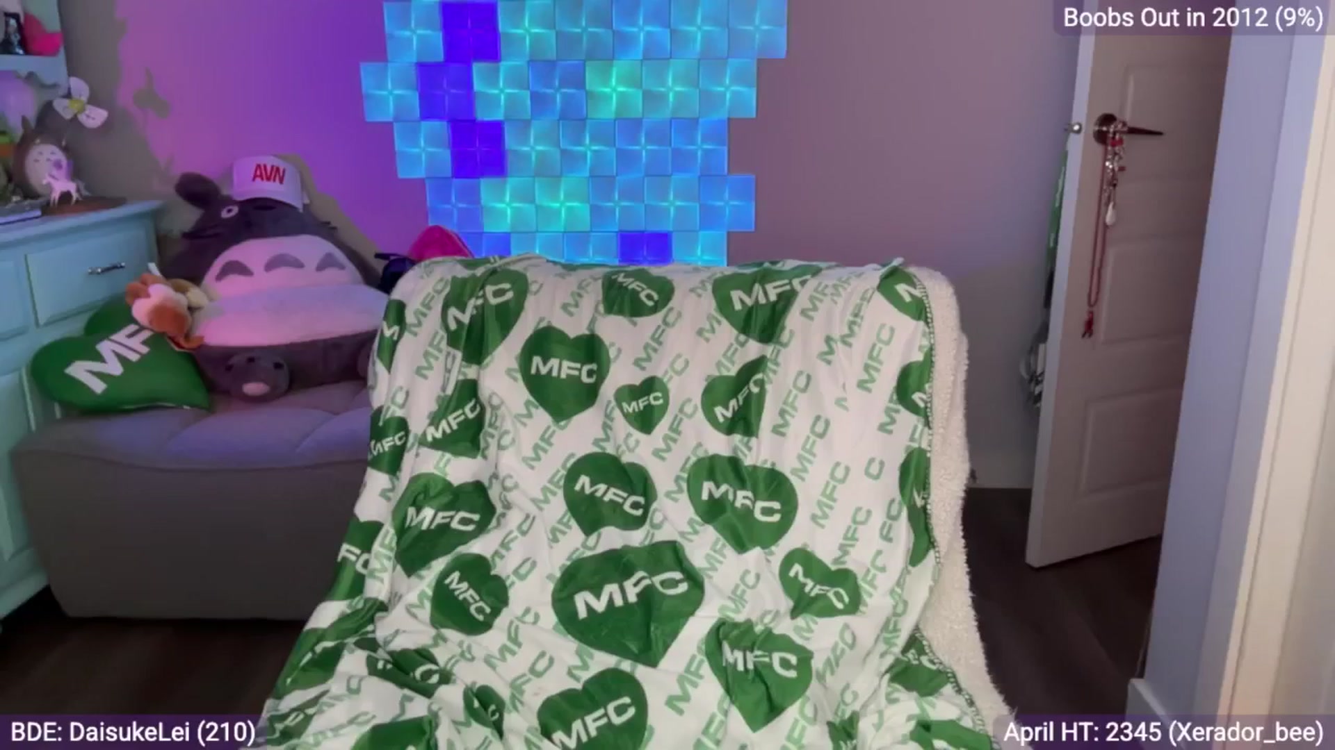 Gallery image thumbnail from EveeMinx's myfreecams stream on, 04/27/2025, 06:19 image 7 of 20