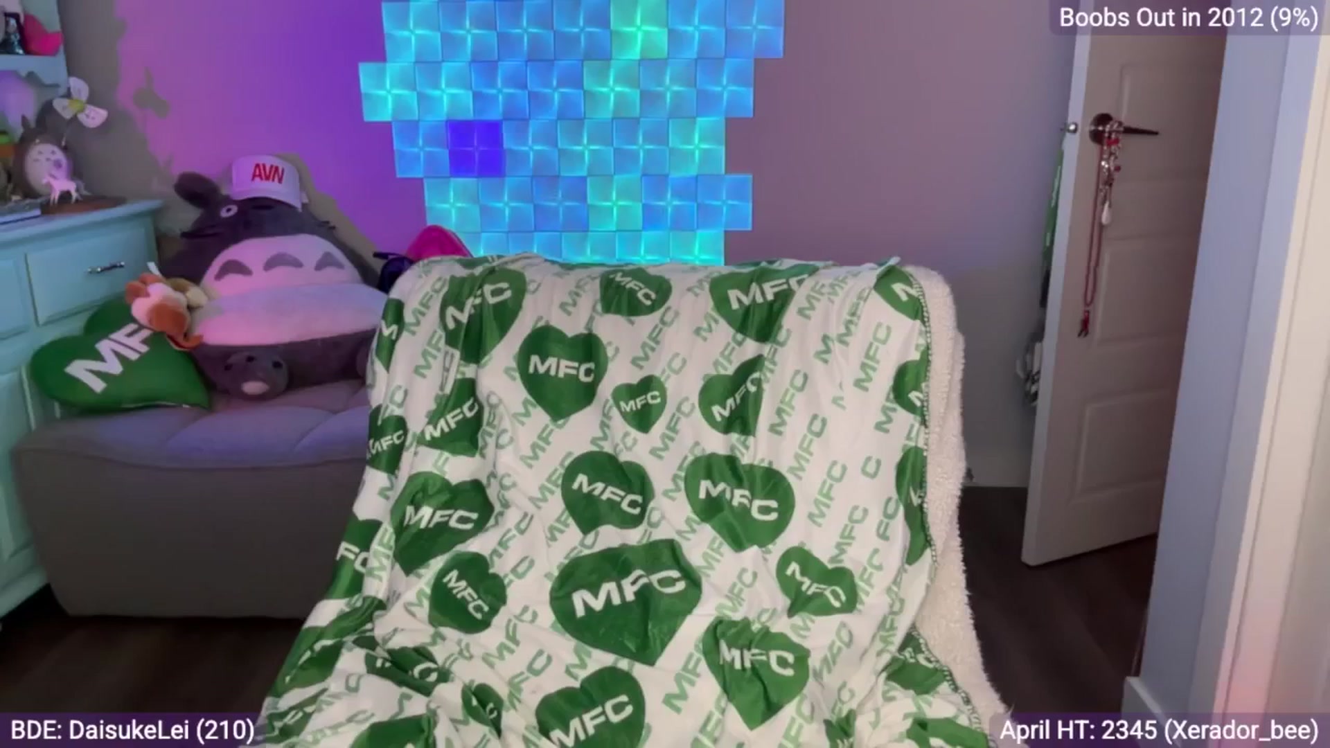 Gallery image thumbnail from EveeMinx's myfreecams stream on, 04/27/2025, 06:19 image 6 of 20