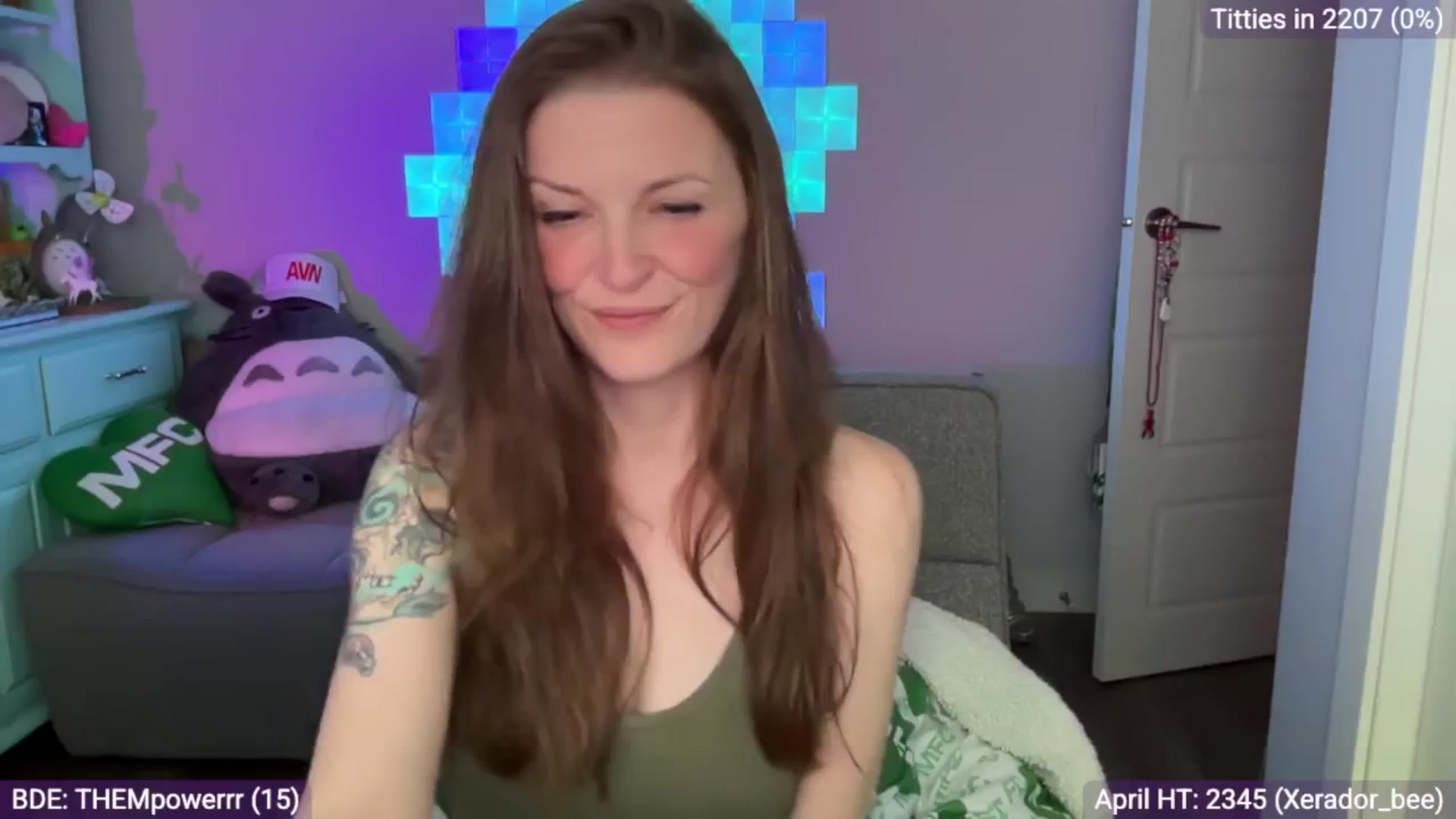 Gallery image thumbnail from EveeMinx's myfreecams stream on, 04/28/2025, 06:17 image 19 of 20